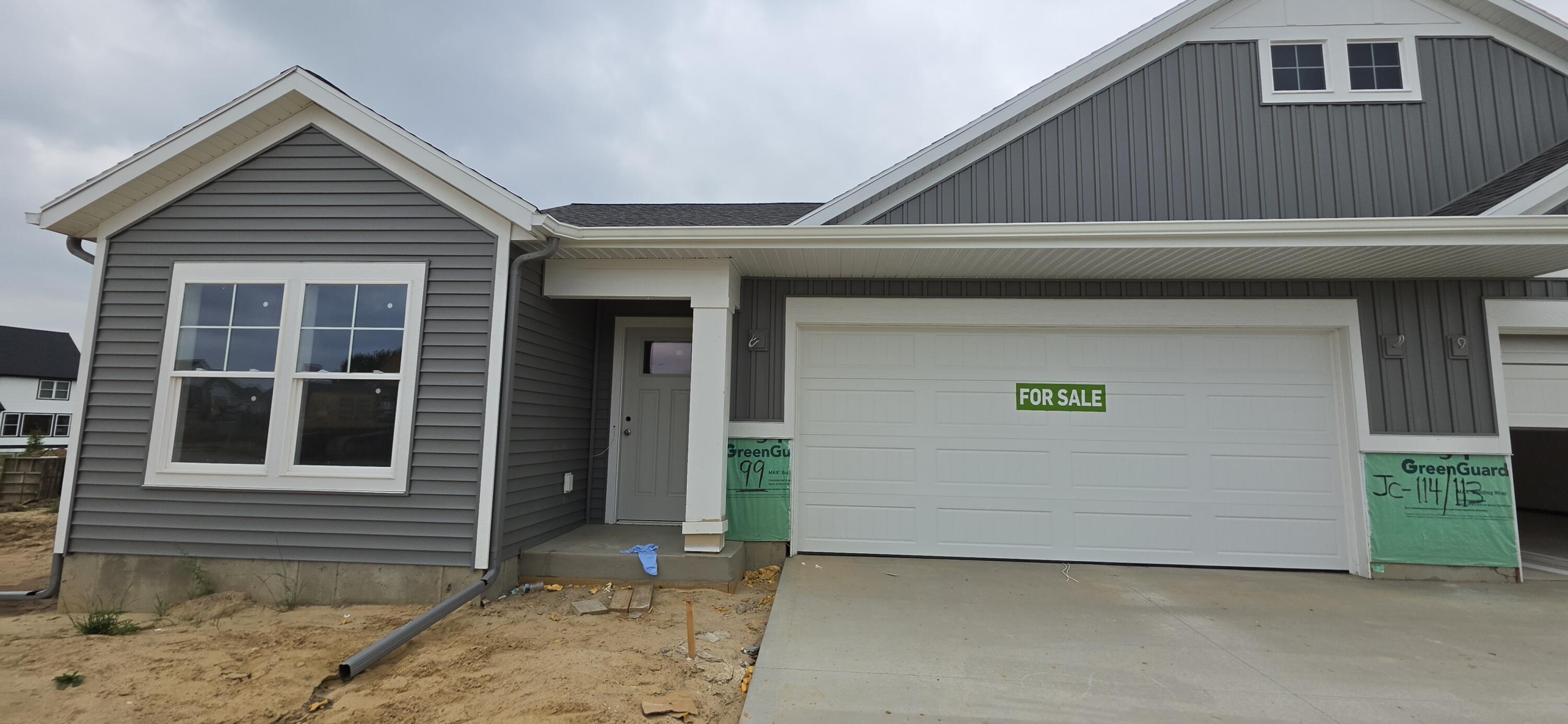 99 Fireside Drive SW Grand Rapids MI 49534