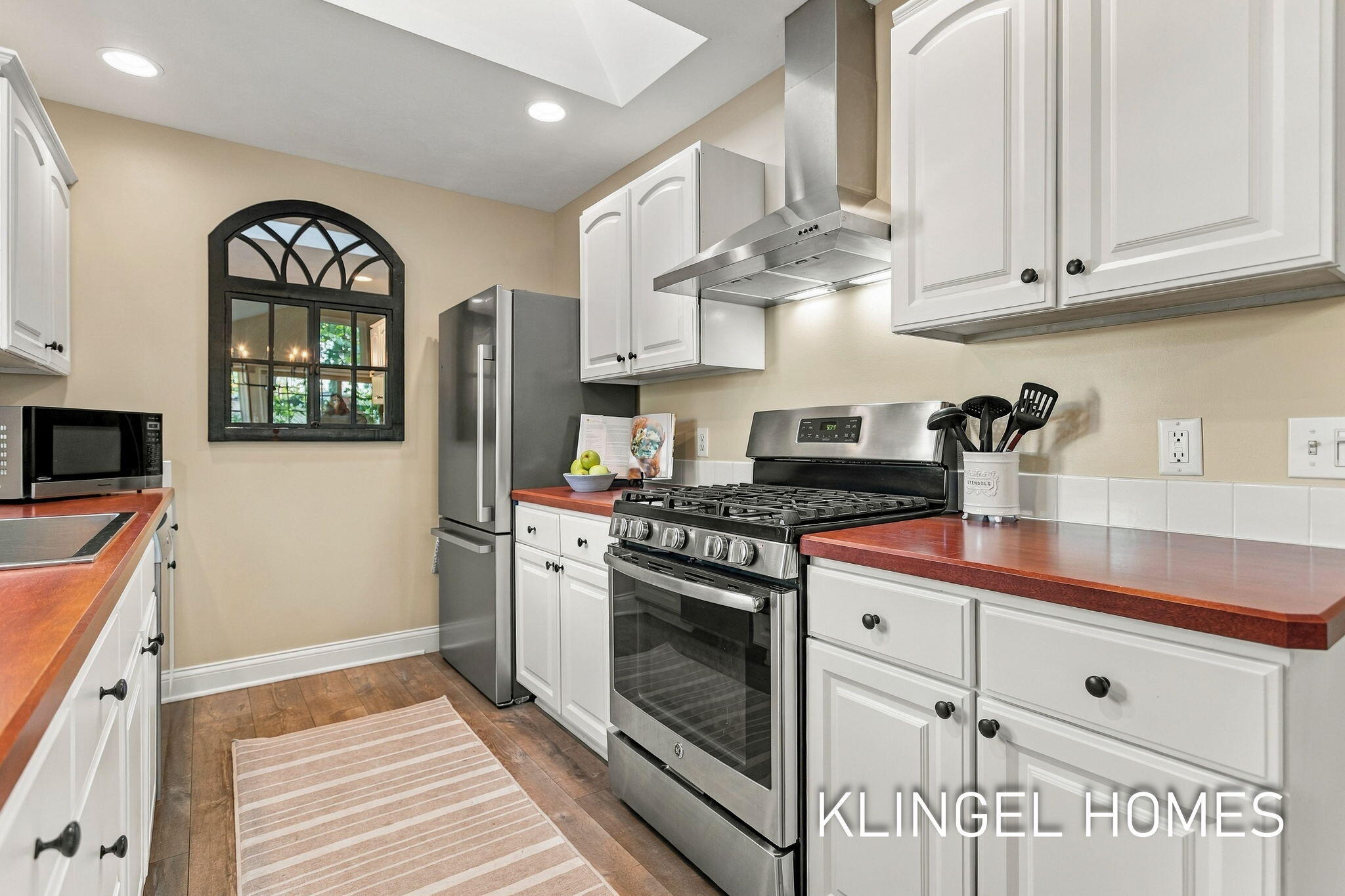 858 Bluff Creek Drive Grand Haven MI 49417