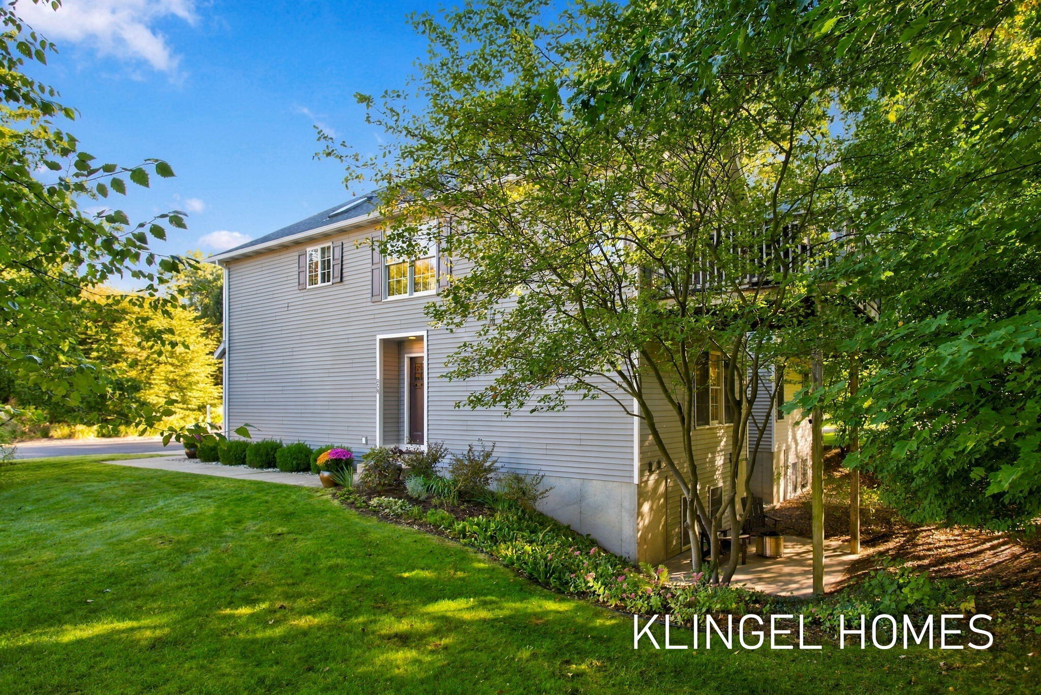 858 Bluff Creek Drive Grand Haven MI 49417