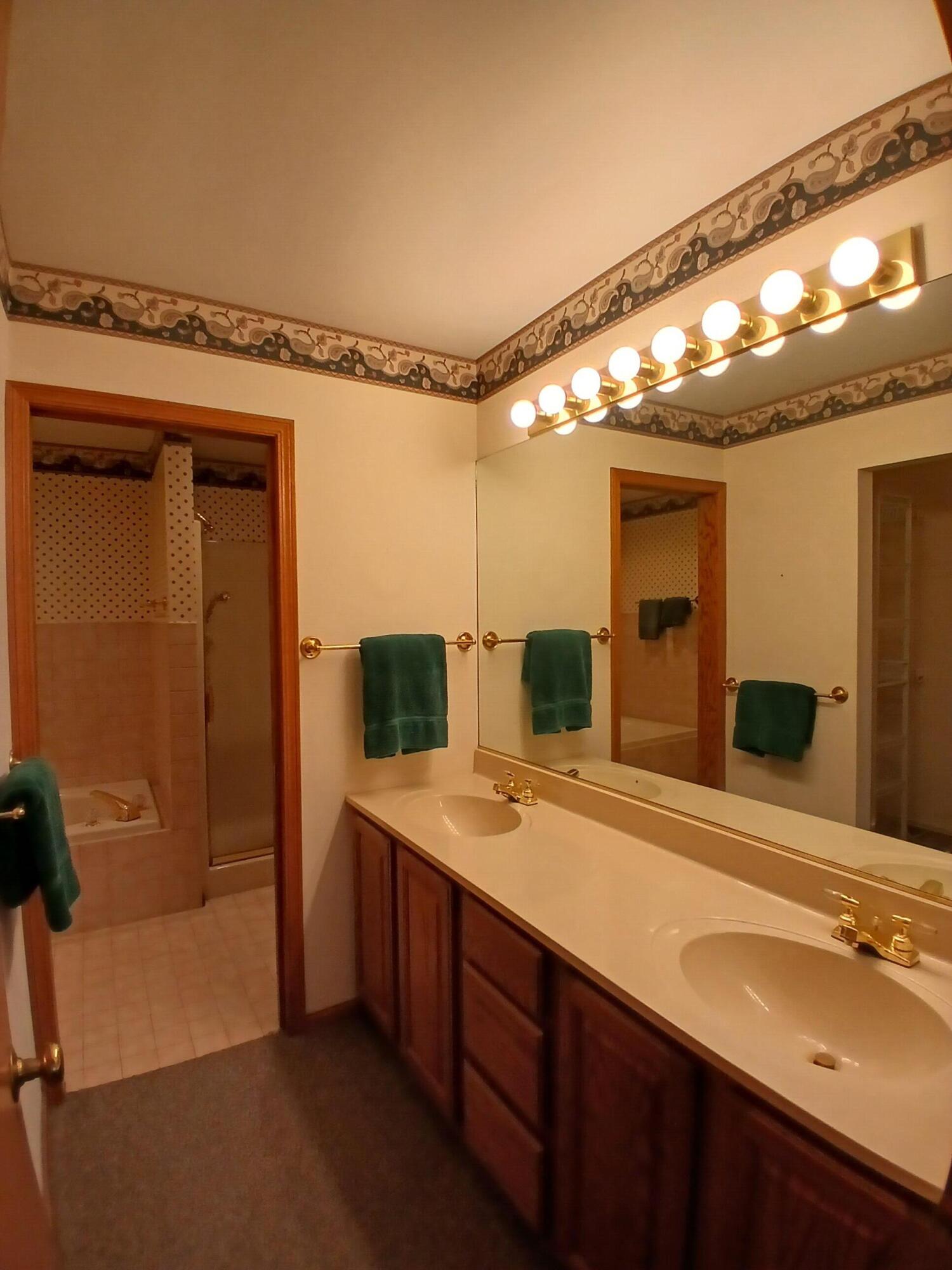 150 Harbor Drive Ludington MI 49431