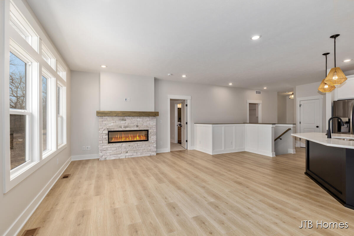 6607 Timber Crest Drive NE Rockford MI 49341
