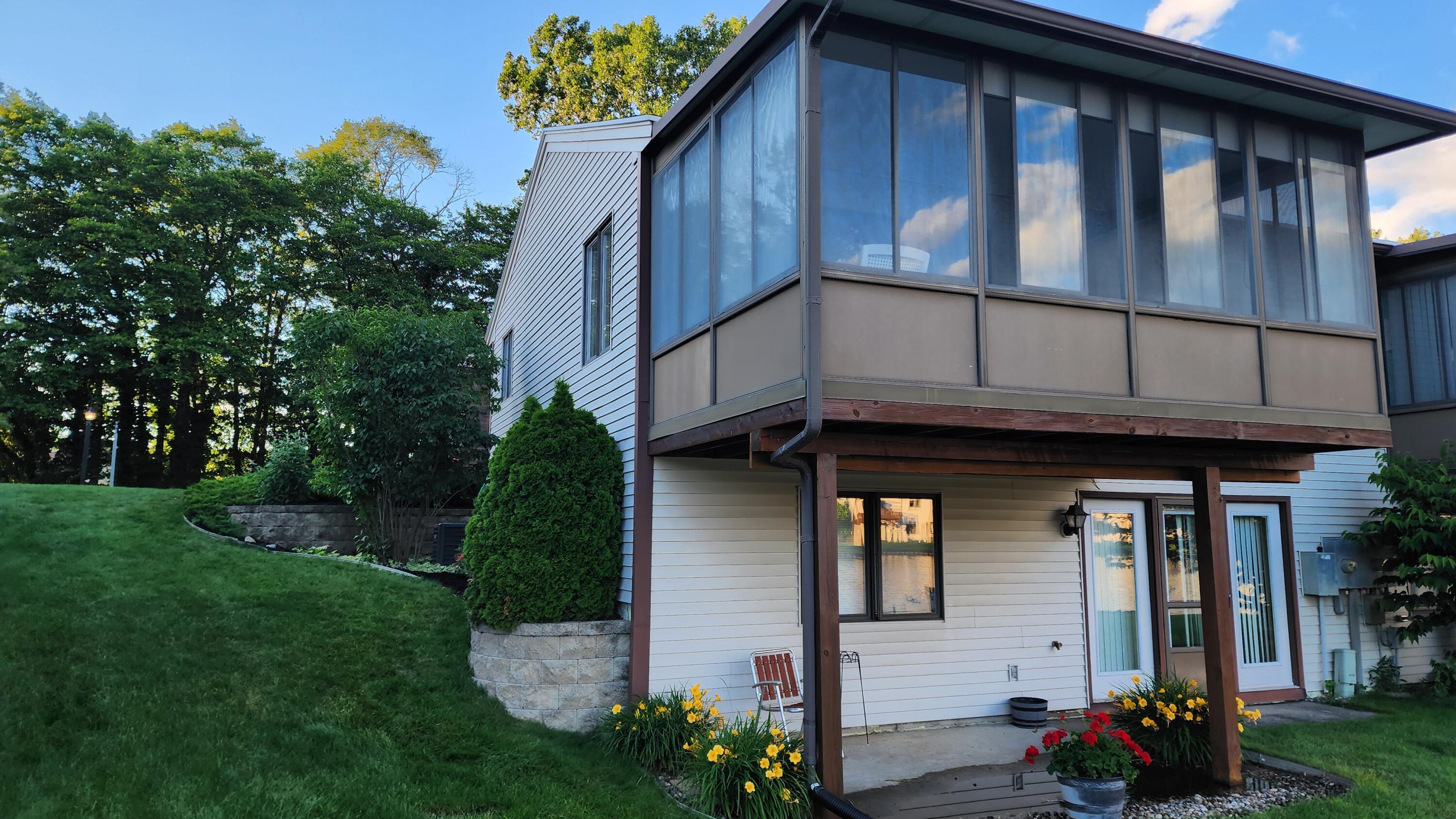 1136 SW Bayshore Drive SW Byron Center MI 49315