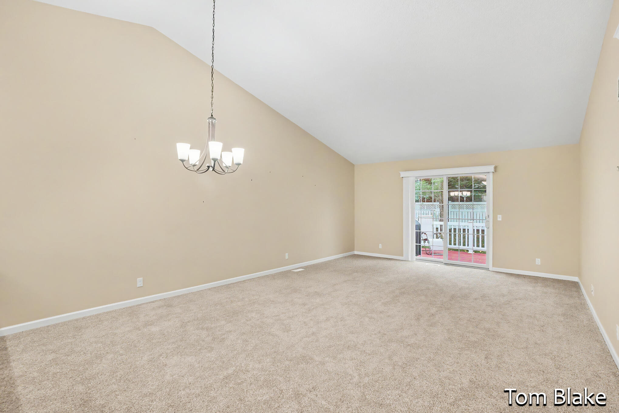 2143 Rosewood Lane Muskegon MI 49441