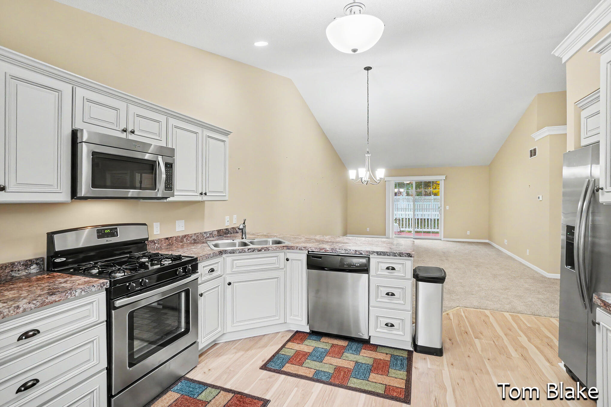 2143 Rosewood Lane Muskegon MI 49441