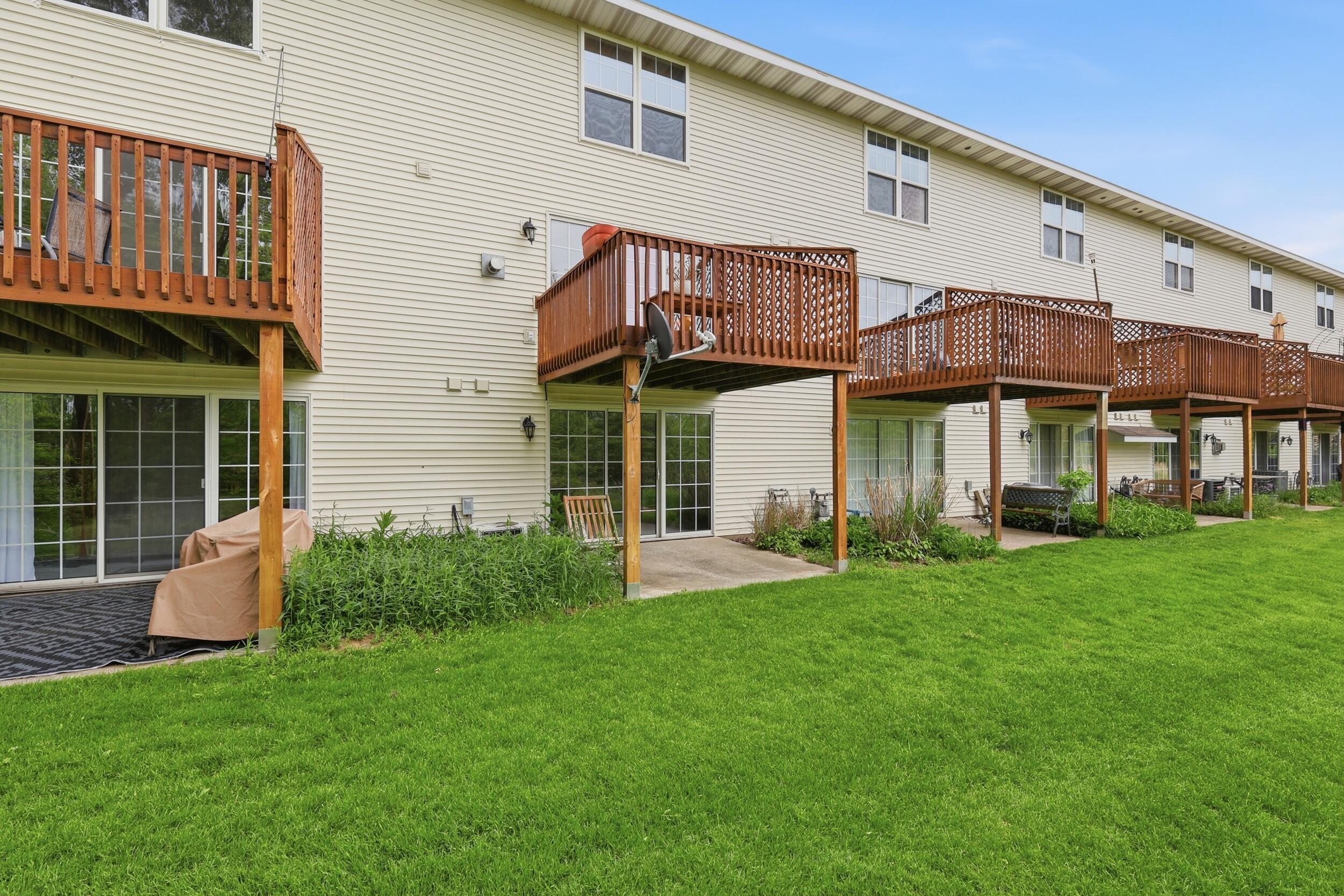 86 Sun Ridge Drive Holland MI 49424