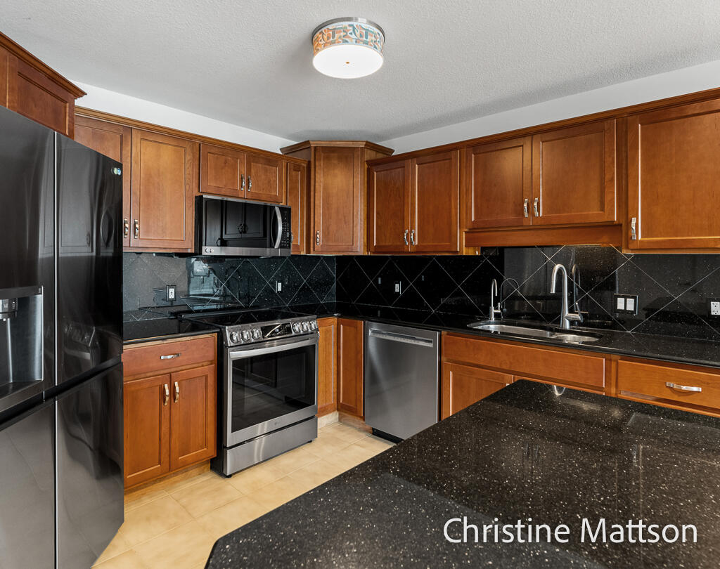 2964 Lakeshore Drive Muskegon MI 49441