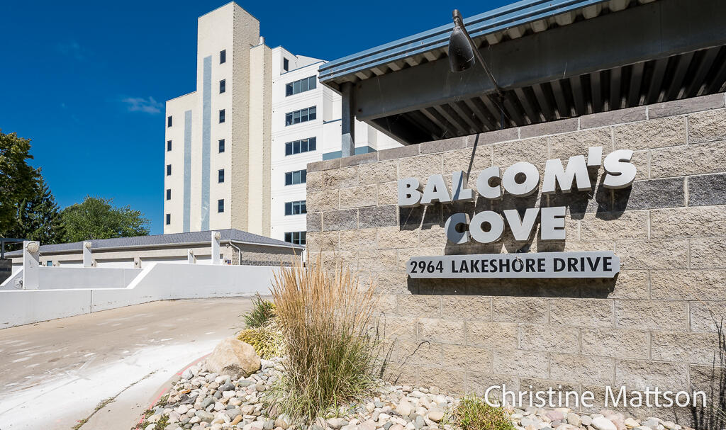 2964 Lakeshore Drive Muskegon MI 49441