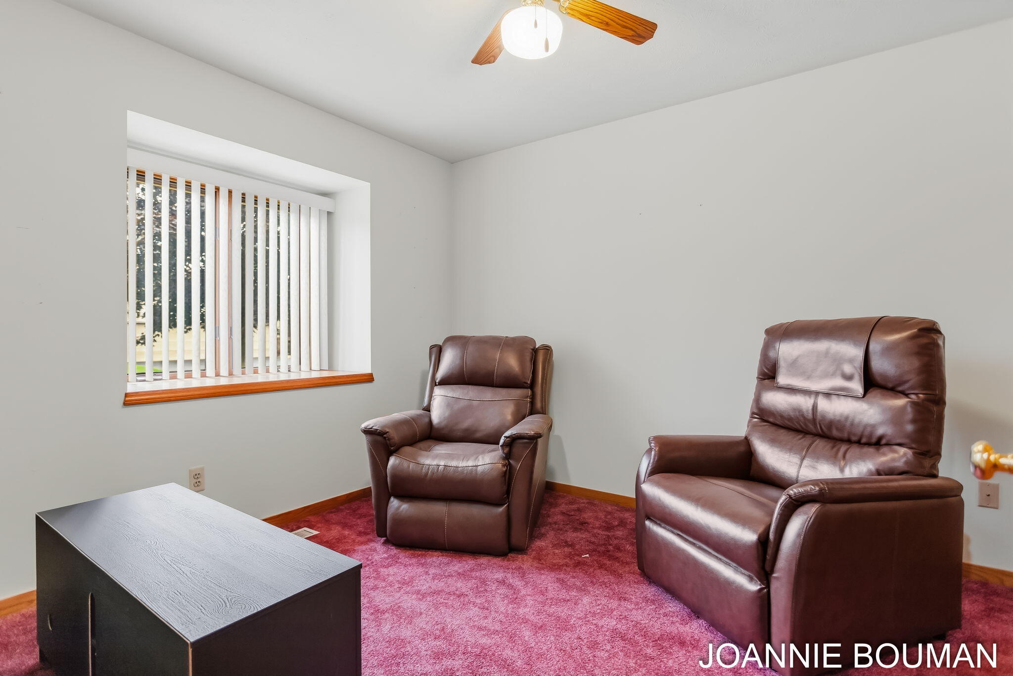 1963 Lakeview Drive Zeeland MI 49464