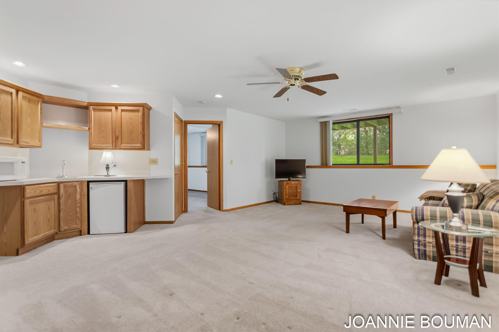 1963 Lakeview Drive Zeeland MI 49464