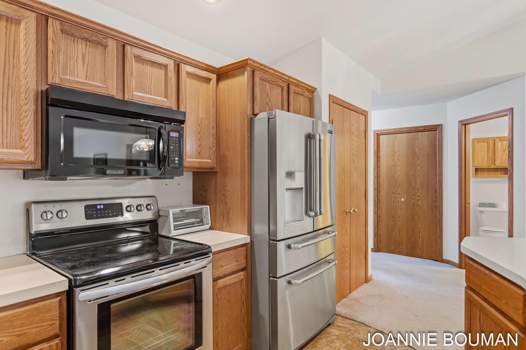 1963 Lakeview Drive Zeeland MI 49464