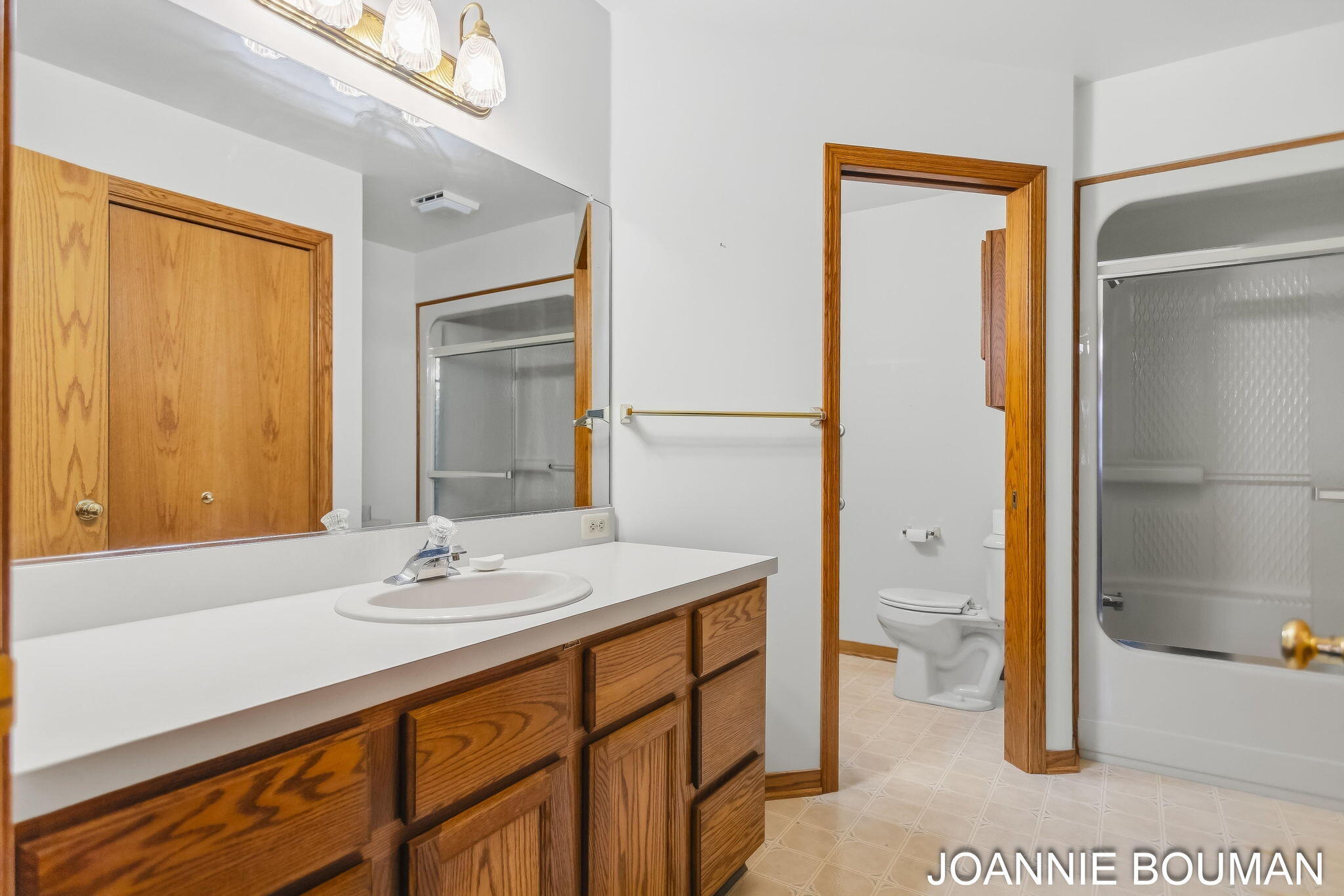 1963 Lakeview Drive Zeeland MI 49464