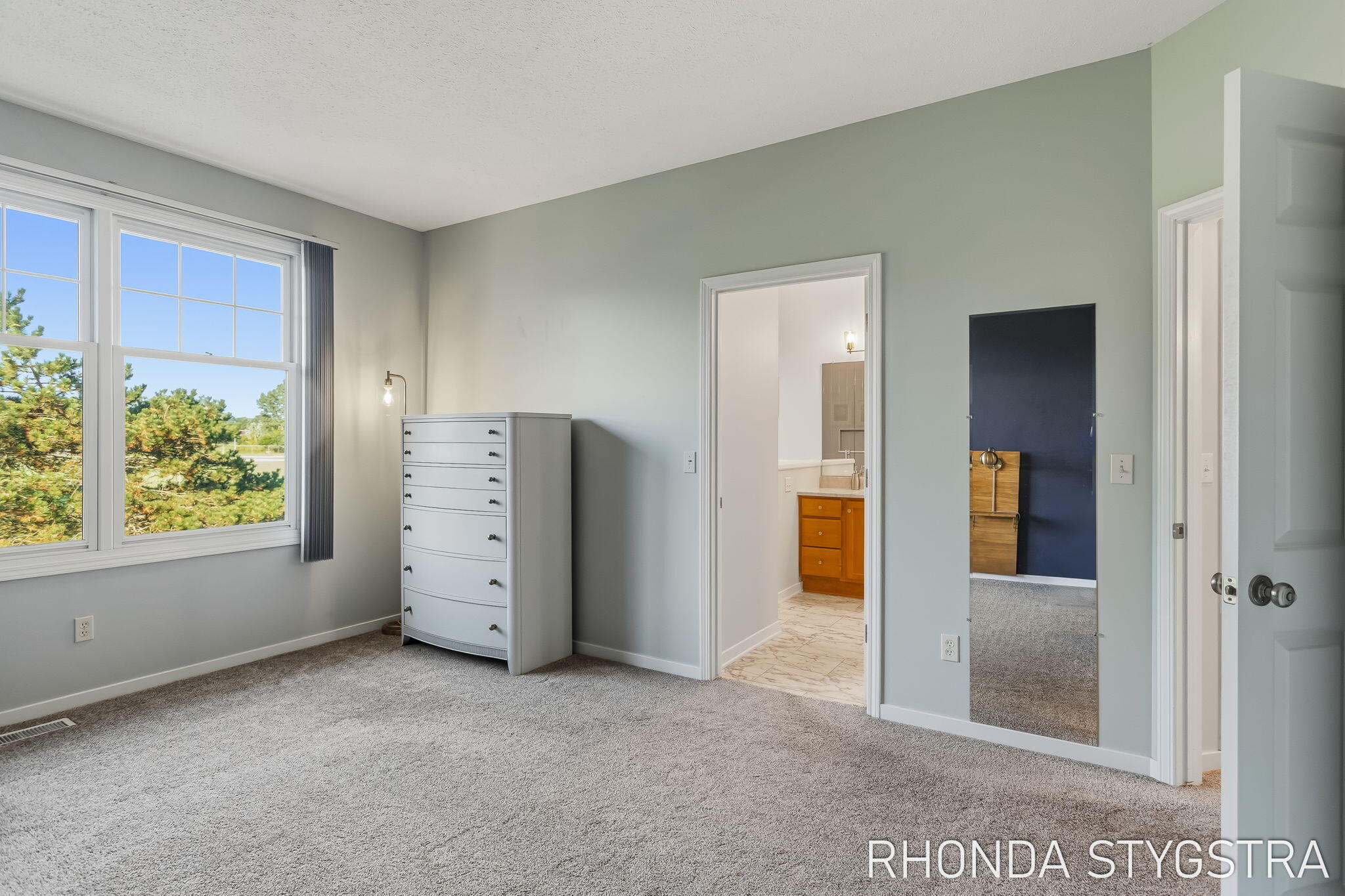 4732 Charleston Court Holland MI 49423