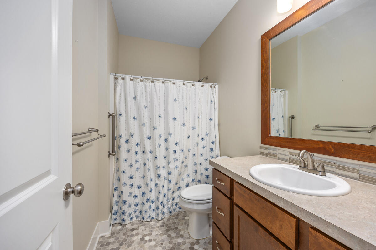 706 Braeside Drive SE Byron Center MI 49315