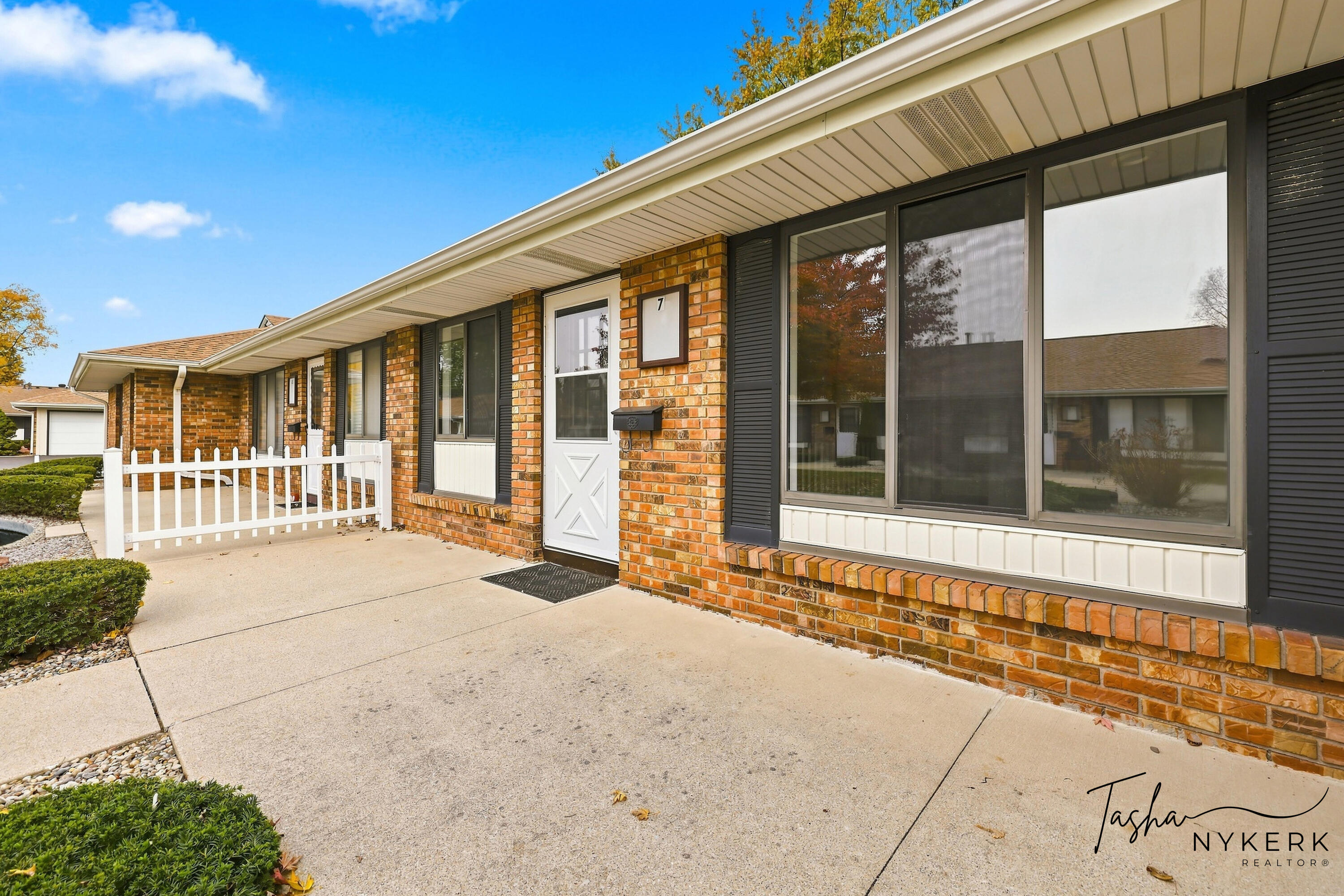 19 Old Mill Drive Holland MI 49423