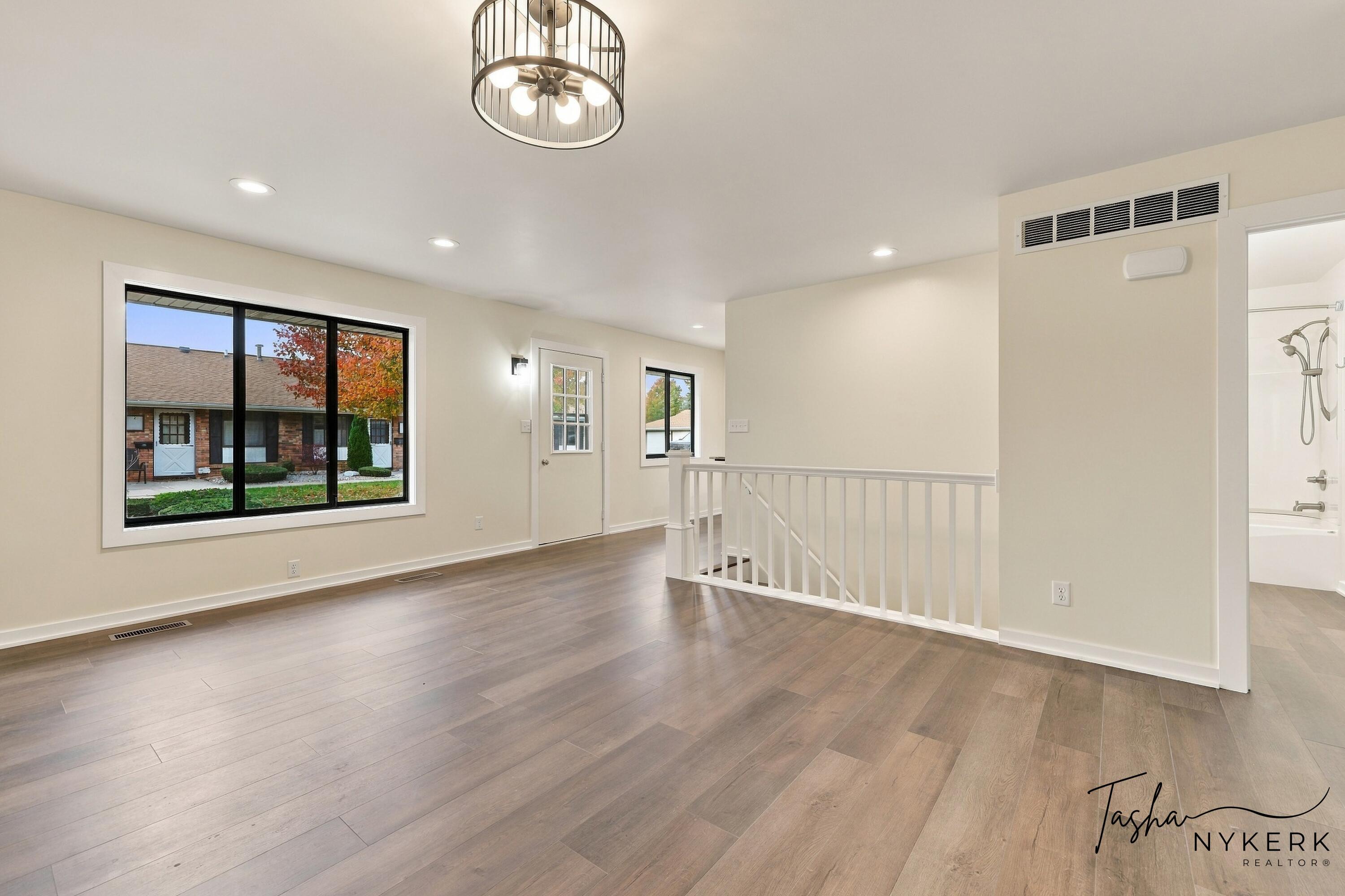 19 Old Mill Drive Holland MI 49423
