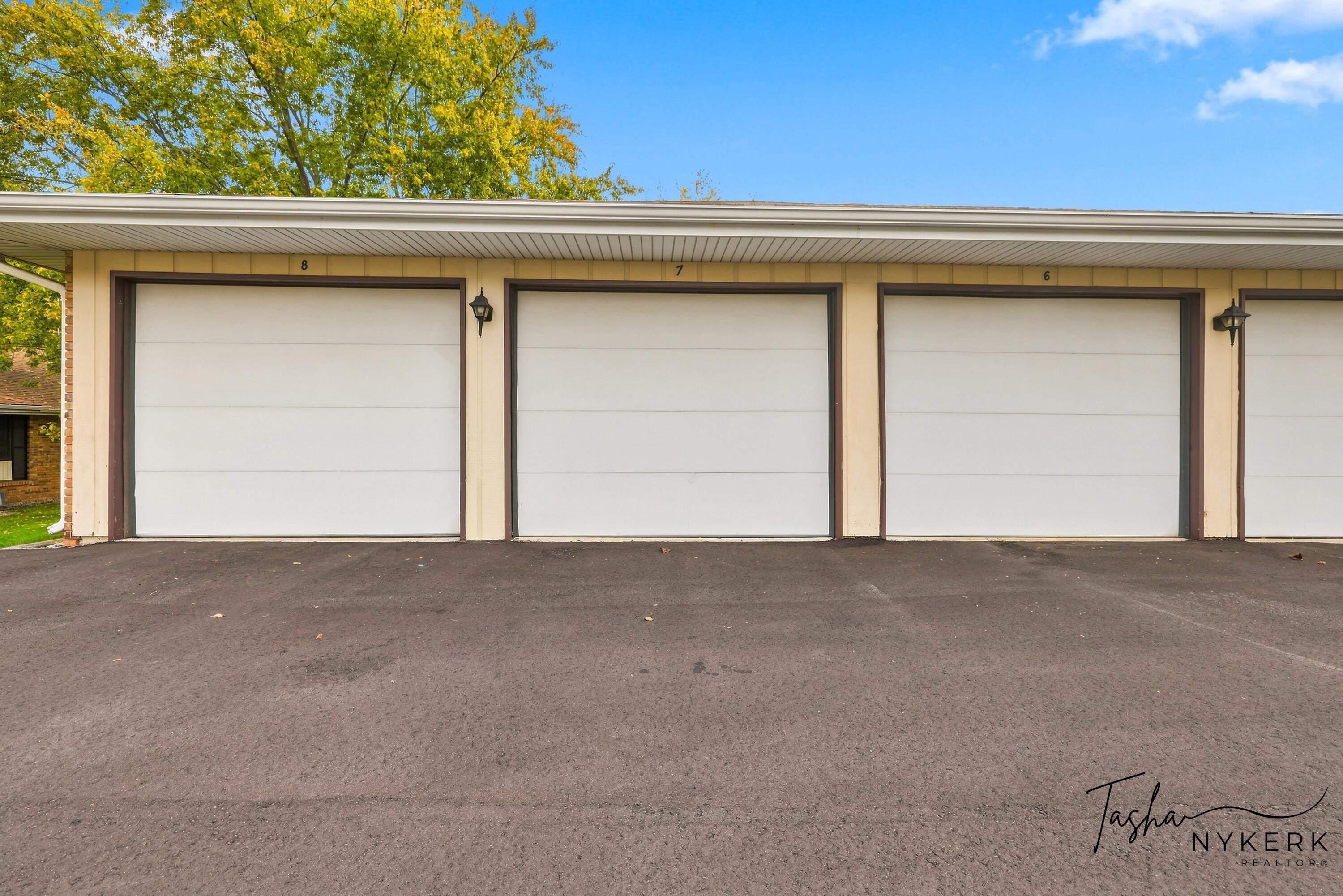 19 Old Mill Drive Holland MI 49423