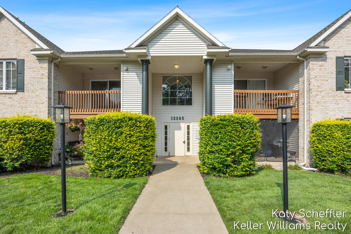12265 S Crystal Waters Drive Holland MI 49424