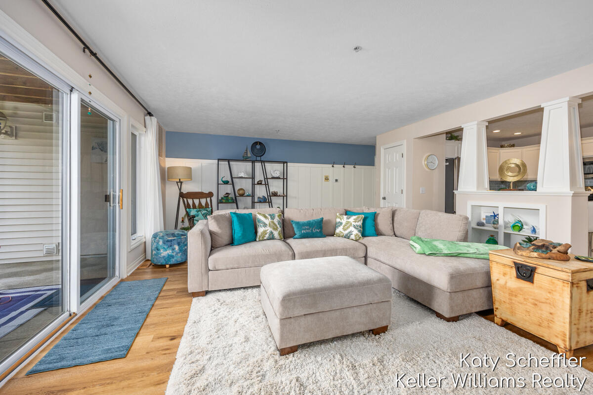 12265 S Crystal Waters Drive Holland MI 49424
