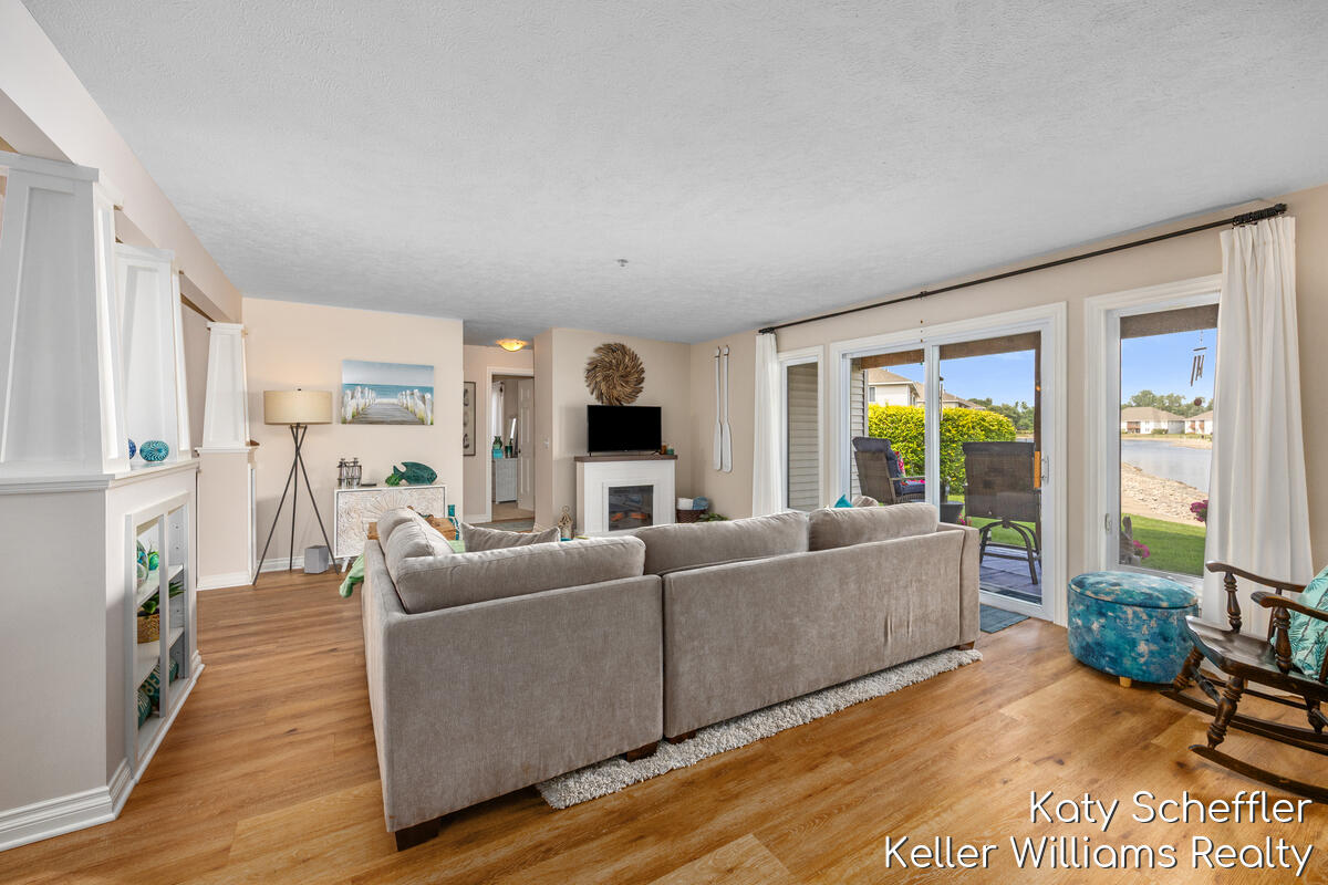 12265 S Crystal Waters Drive Holland MI 49424