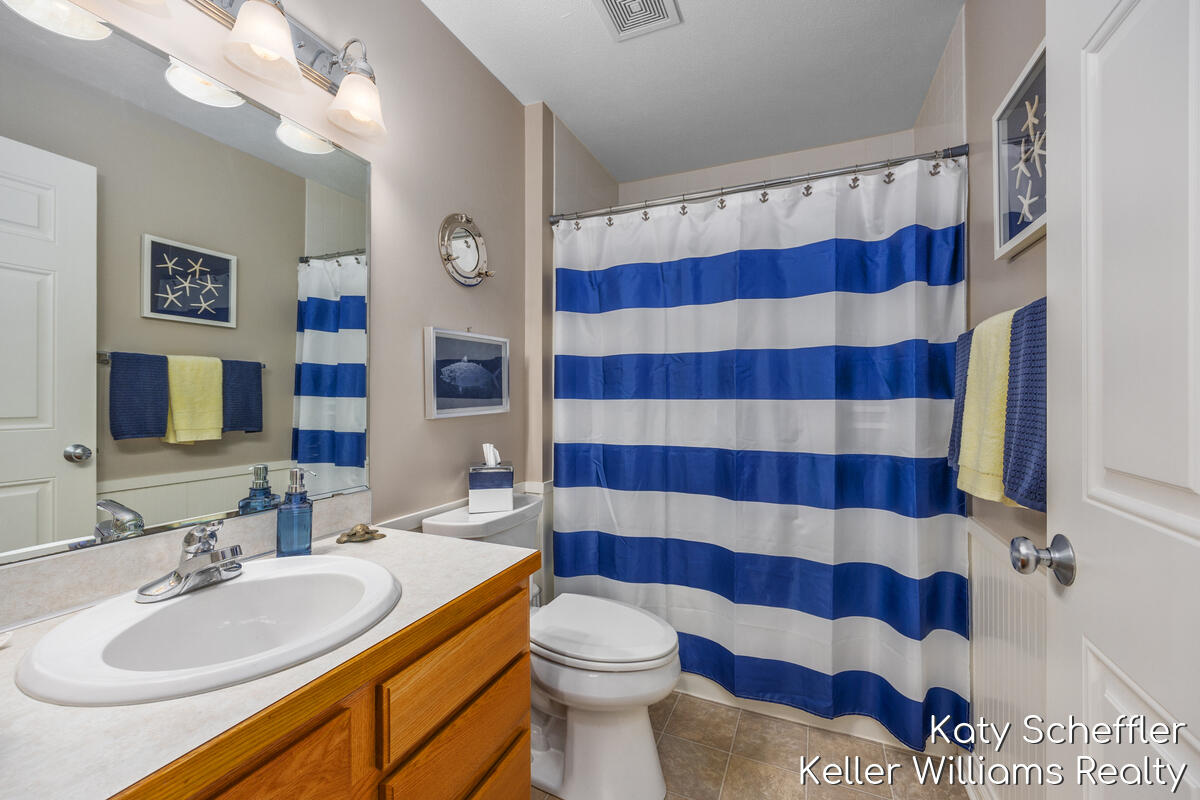 12265 S Crystal Waters Drive Holland MI 49424