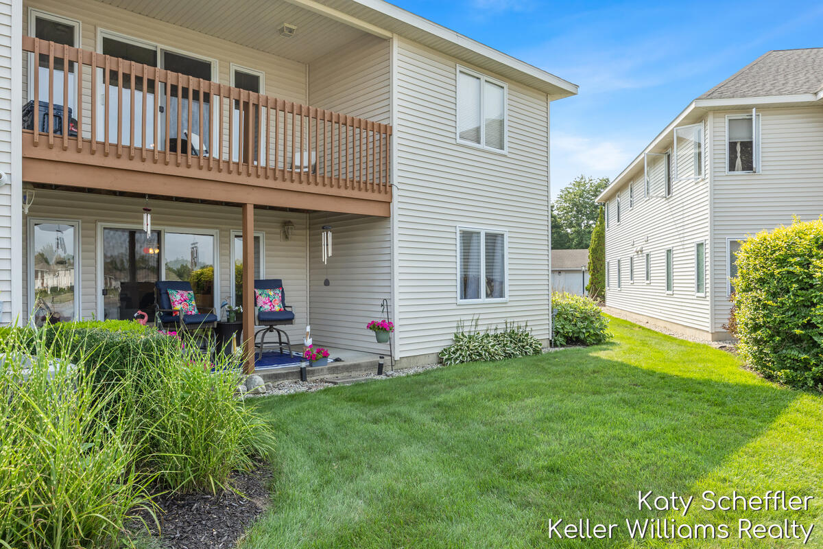 12265 S Crystal Waters Drive Holland MI 49424