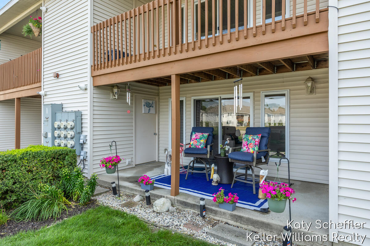 12265 S Crystal Waters Drive Holland MI 49424