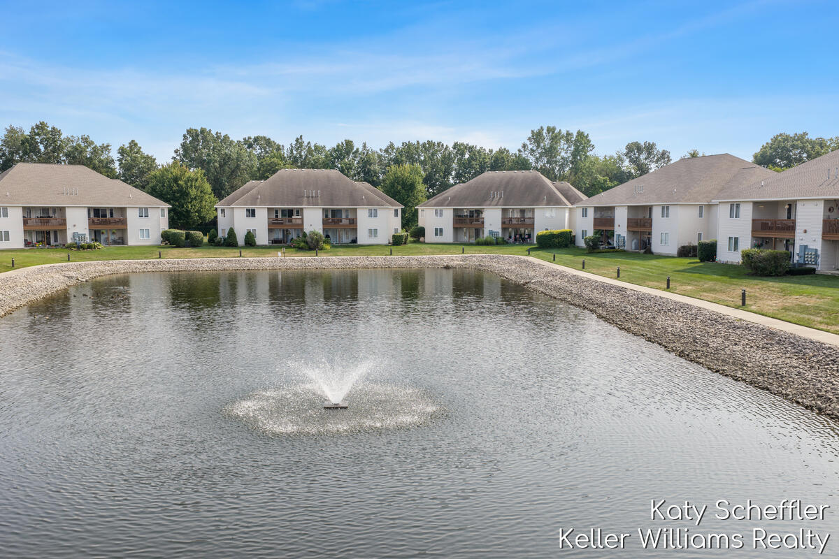 12265 S Crystal Waters Drive Holland MI 49424
