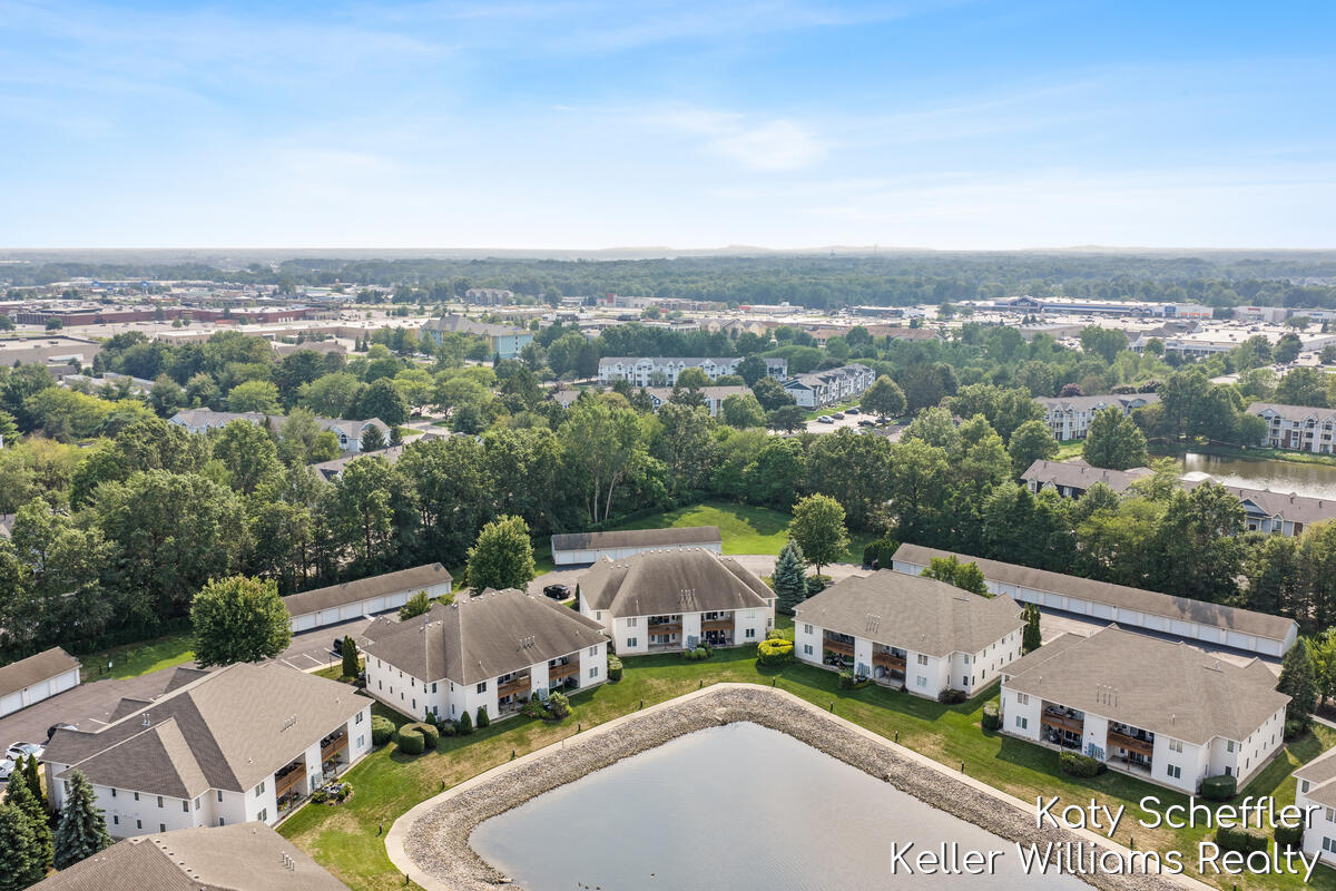 12265 S Crystal Waters Drive Holland MI 49424