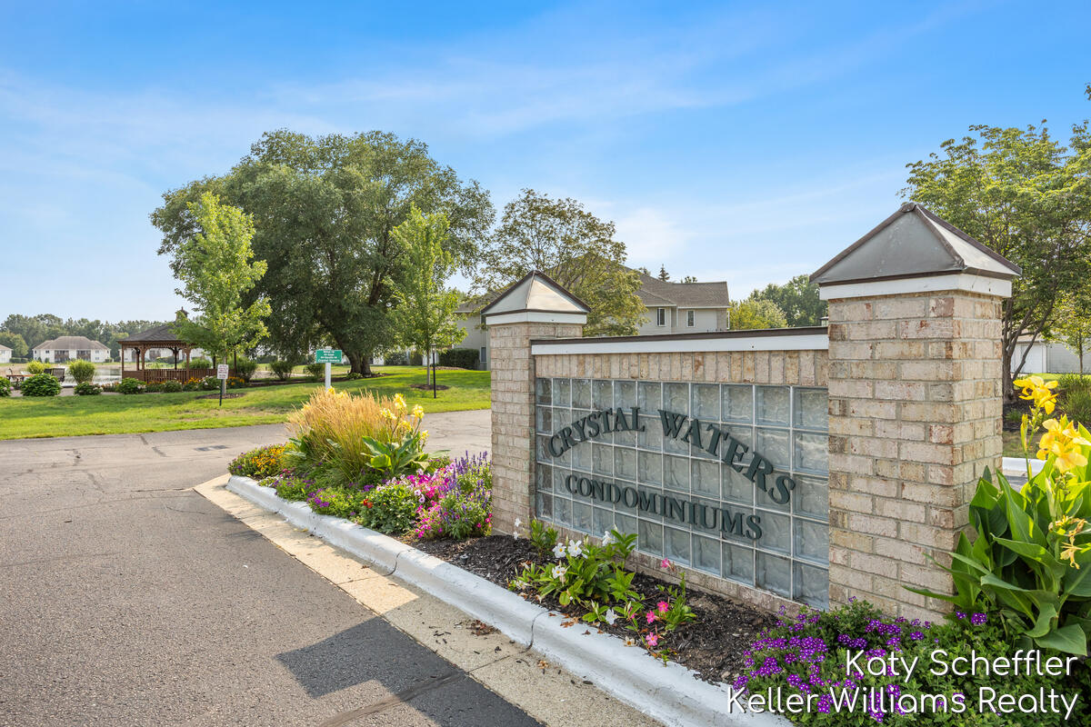 12265 S Crystal Waters Drive Holland MI 49424