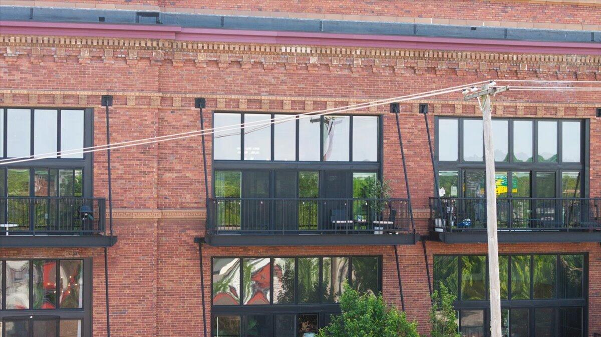 600 Broadway Avenue NW Grand Rapids MI 49504