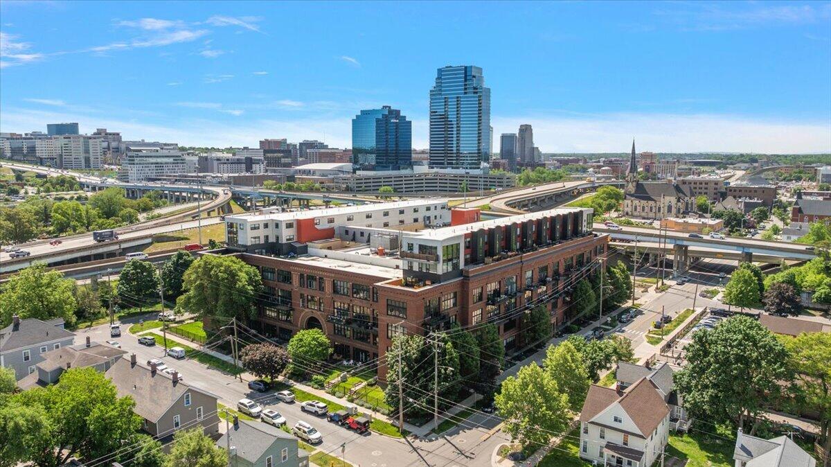 600 Broadway Avenue NW Grand Rapids MI 49504
