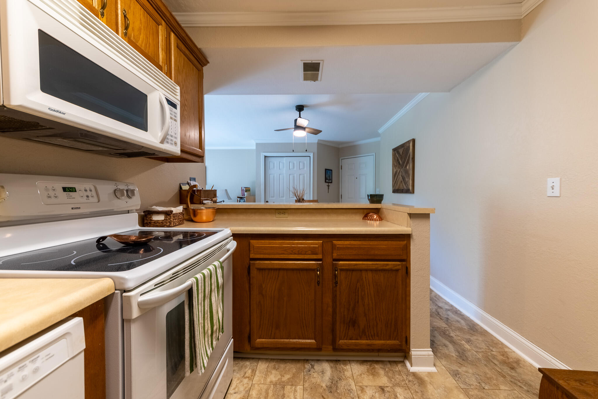 3392 Devonwood Hills NE Grand Rapids MI 49525