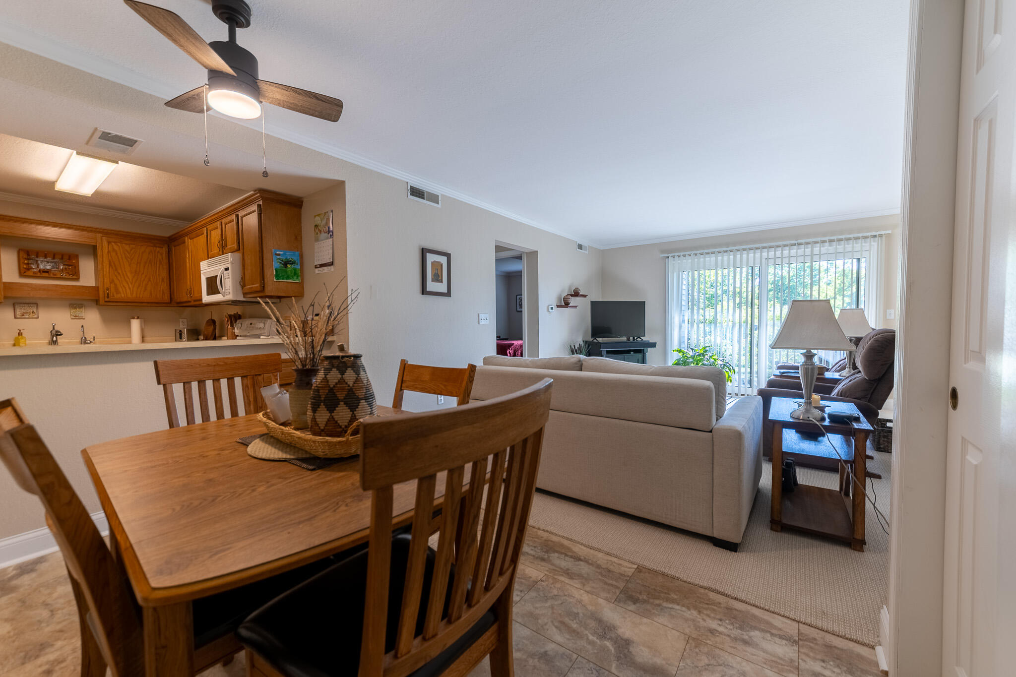 3392 Devonwood Hills NE Grand Rapids MI 49525