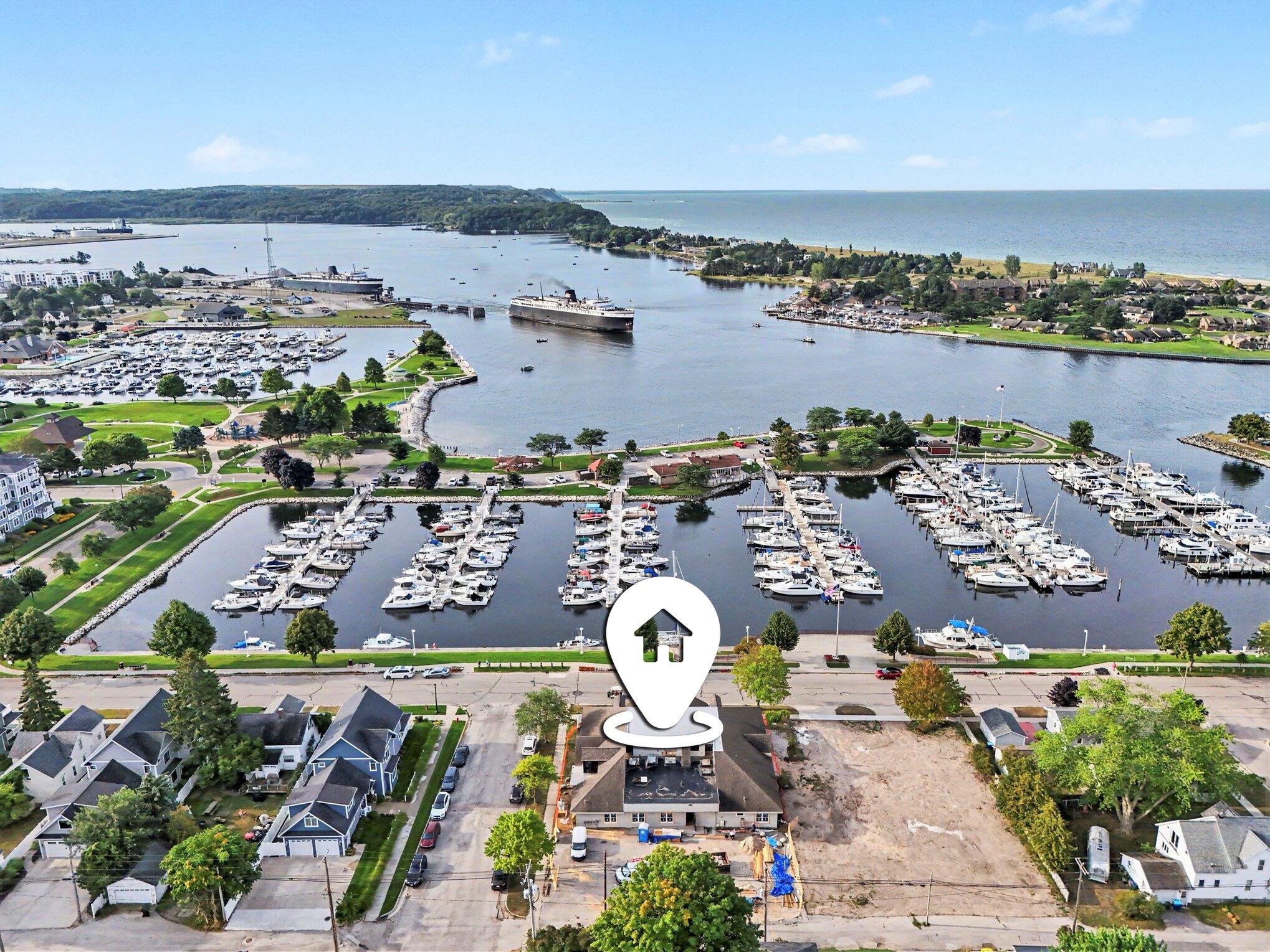 502 W Loomis Street Ludington MI 49431