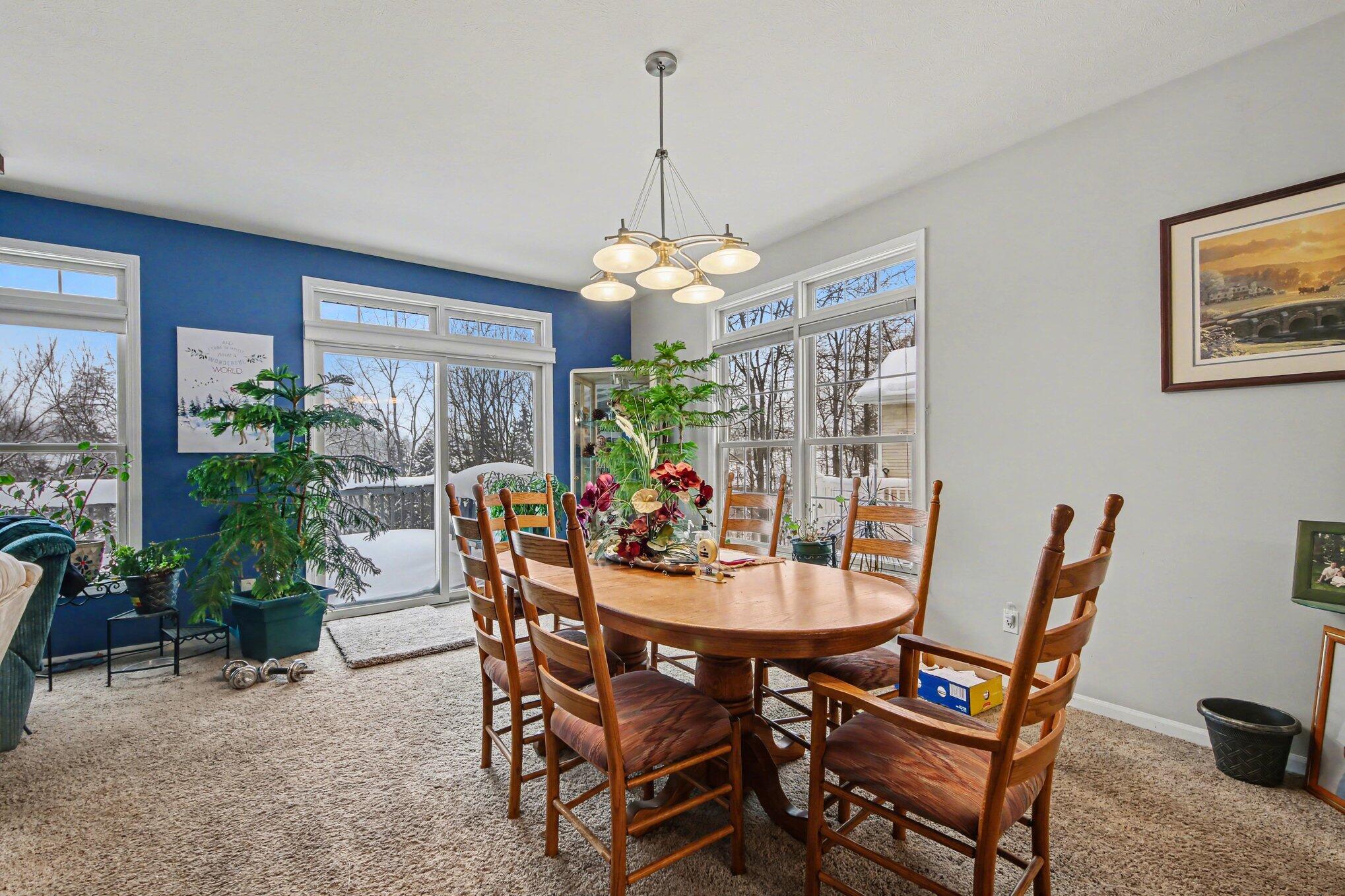1087 Barrington NW Grand Rapids MI 49534