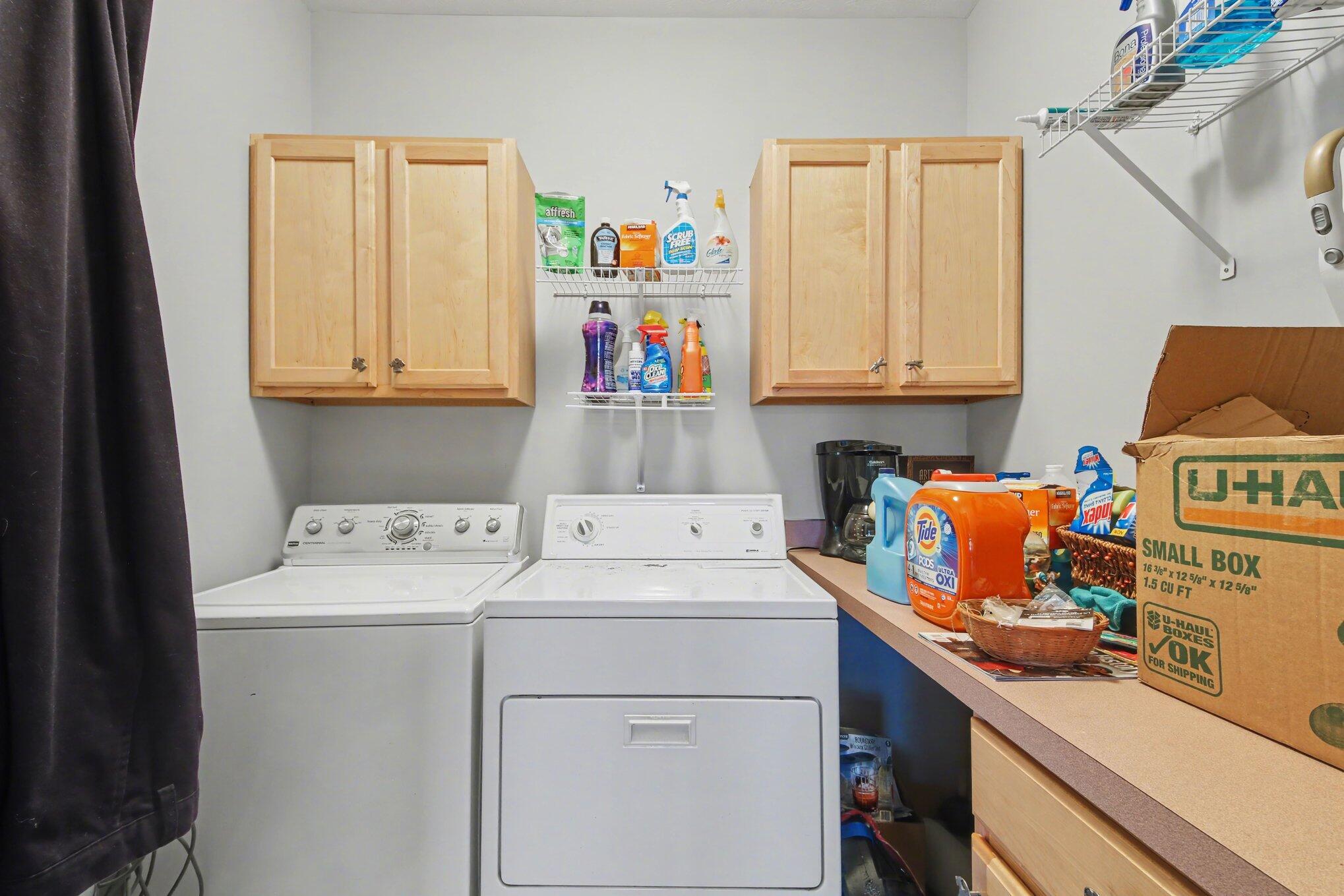 1087 Barrington NW Grand Rapids MI 49534