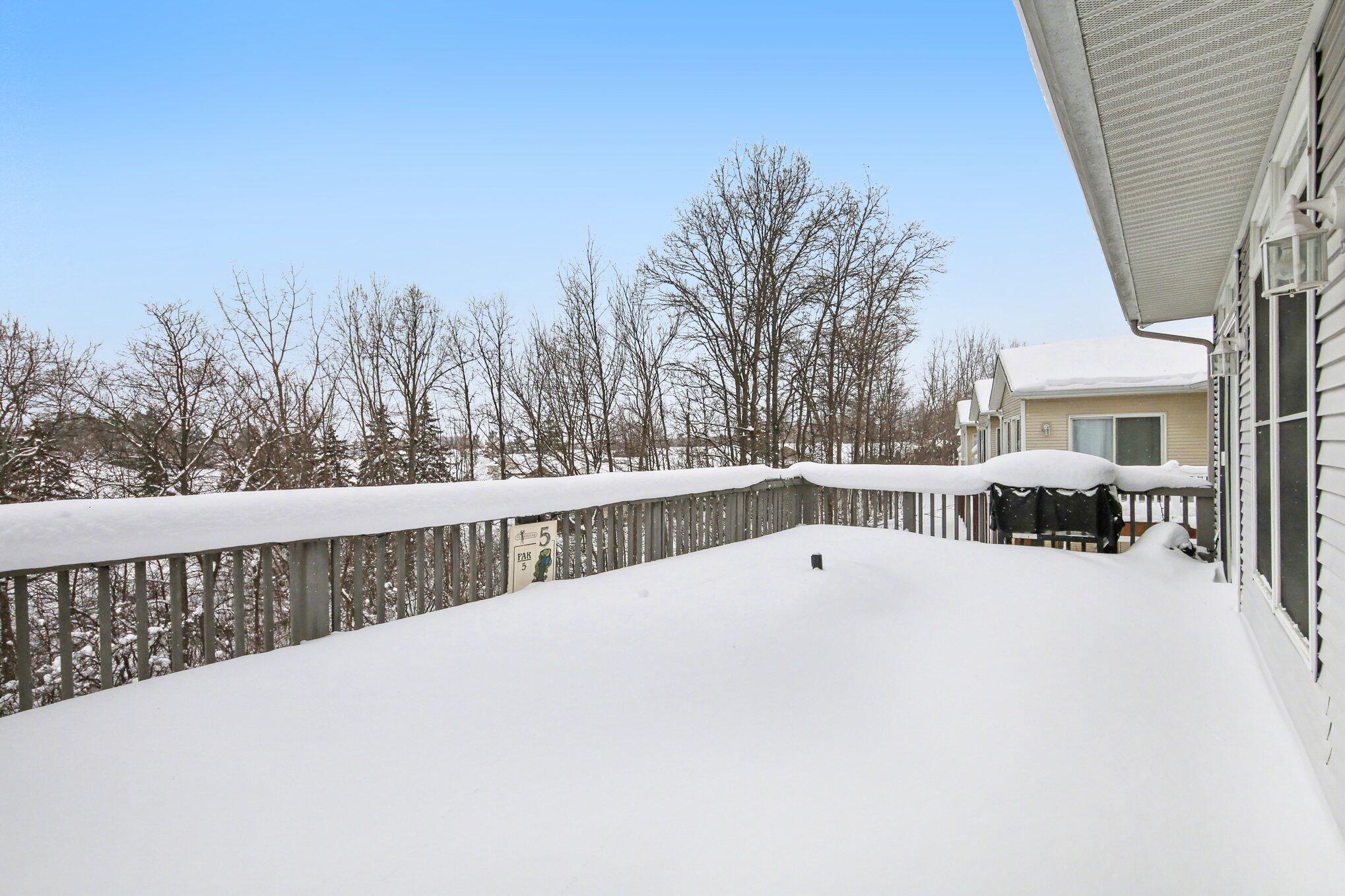 1087 Barrington NW Grand Rapids MI 49534