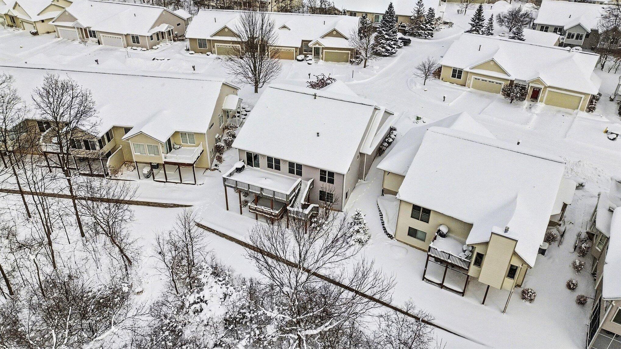 1087 Barrington NW Grand Rapids MI 49534