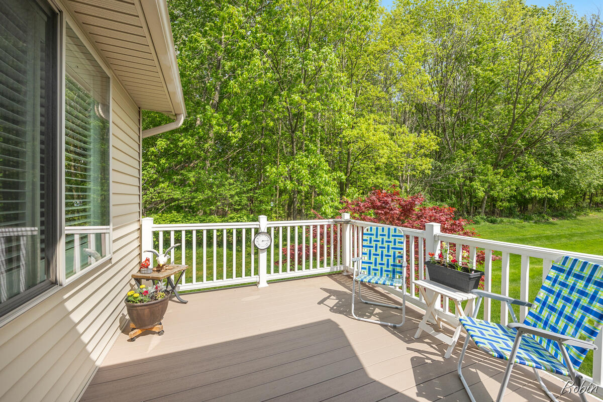 12260 Aleigha Drive NW Grand Rapids MI 49534