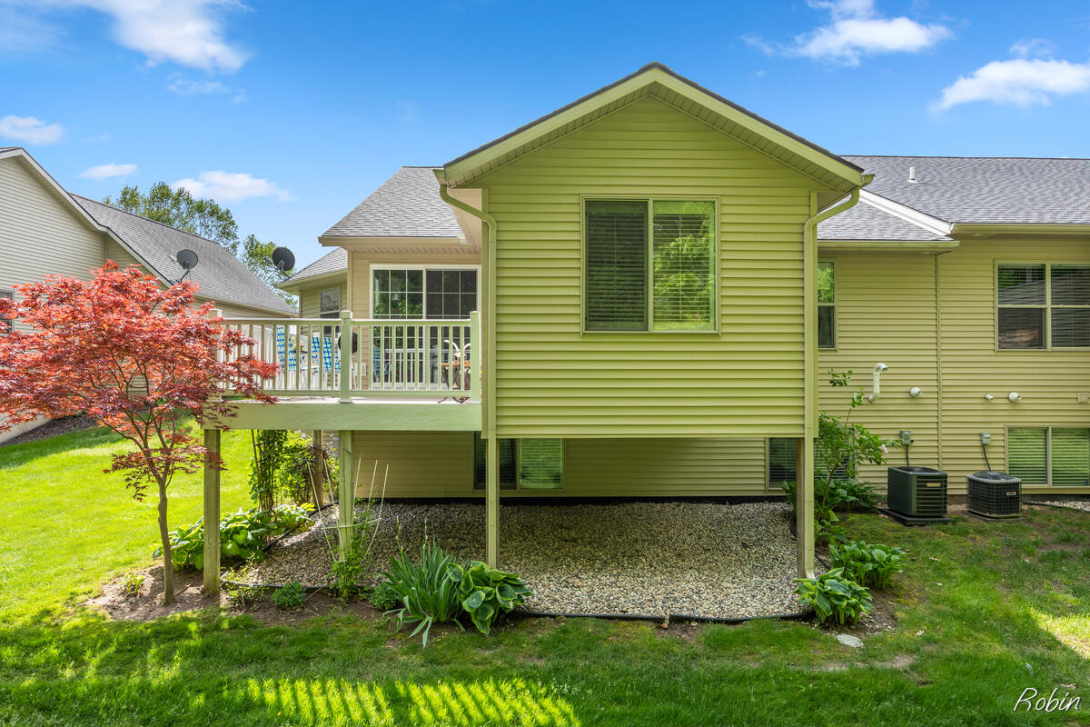 12260 Aleigha Drive NW Grand Rapids MI 49534
