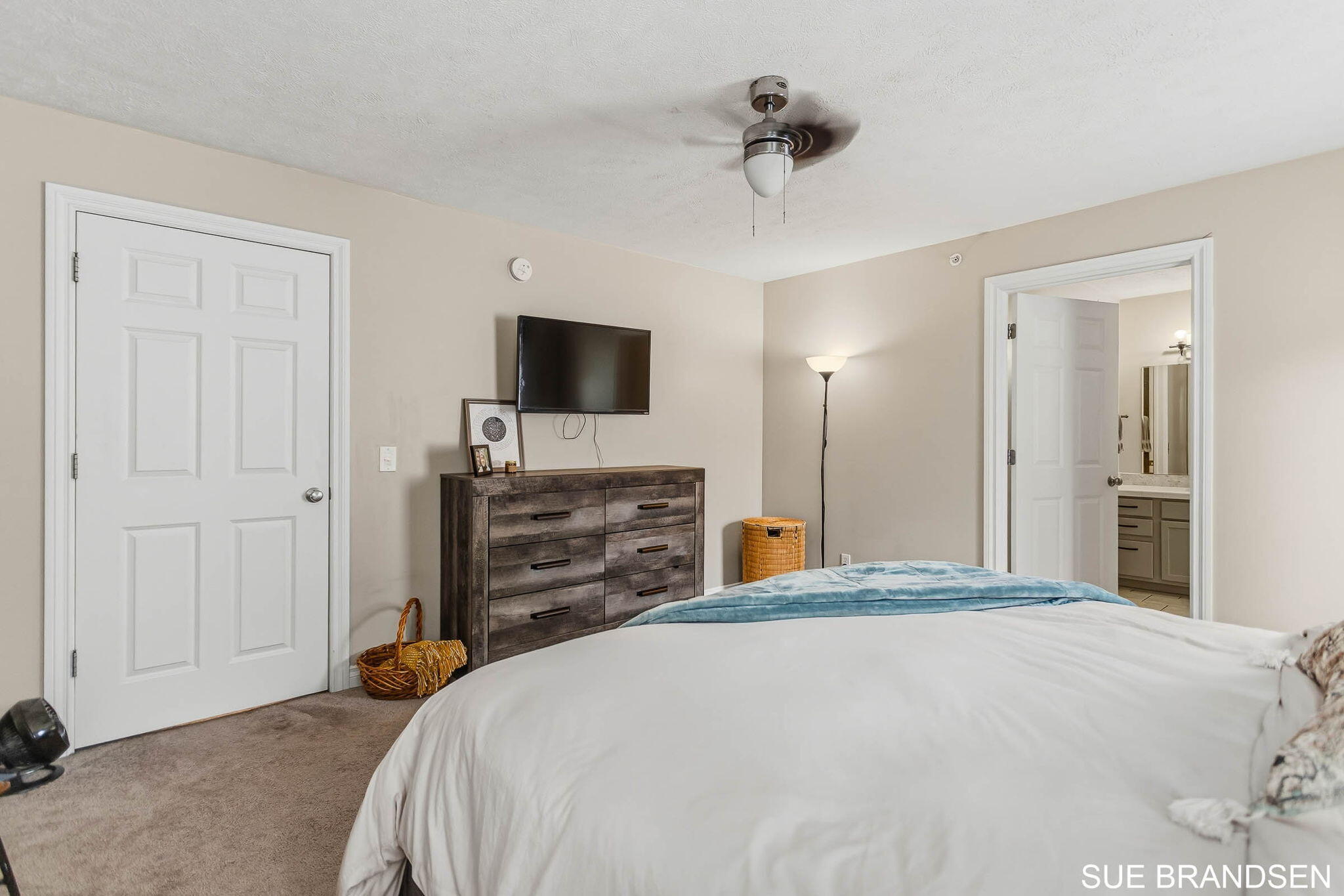 3122 W Crystal Waters Drive Holland MI 49424