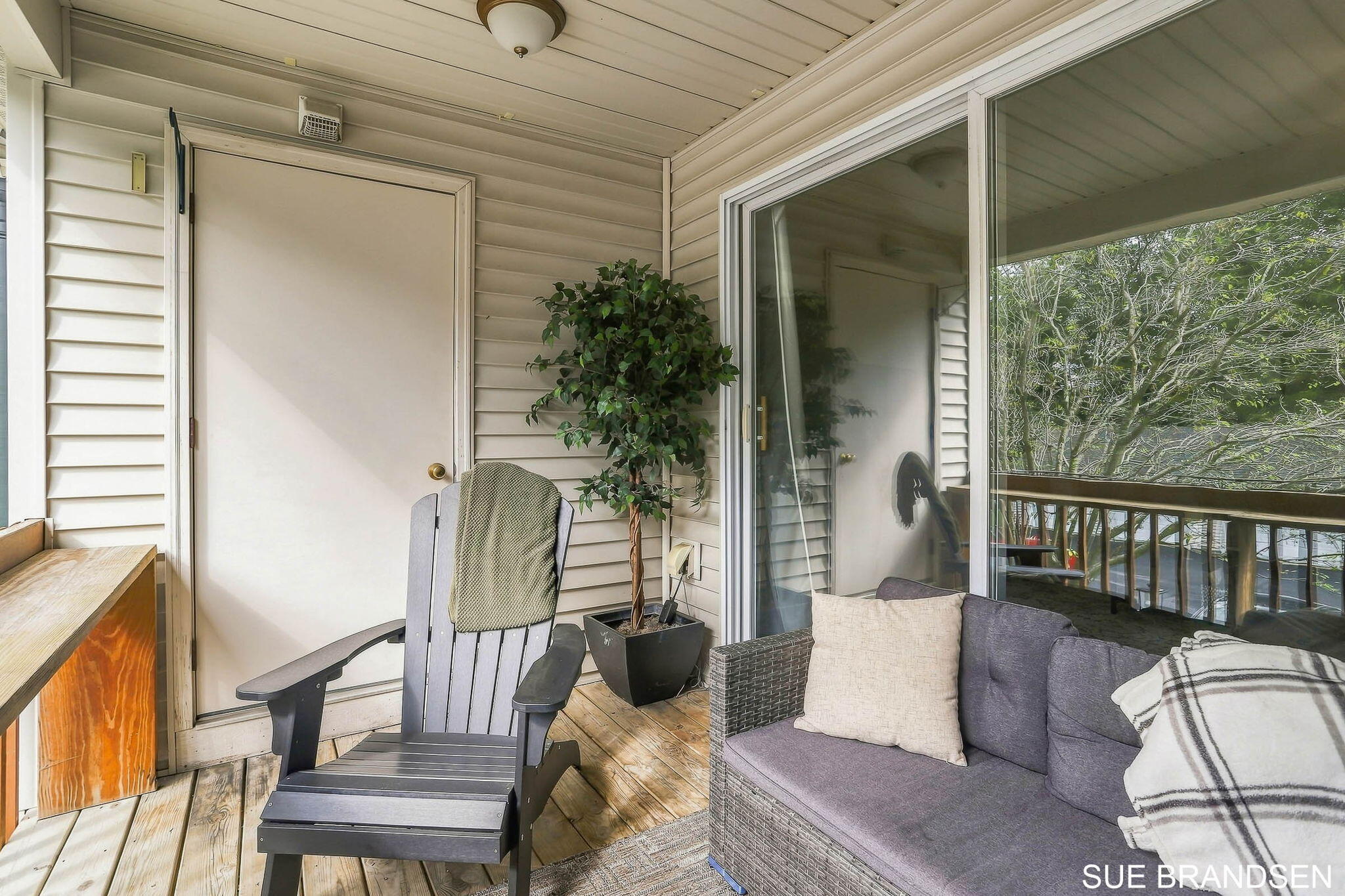 3122 W Crystal Waters Drive Holland MI 49424