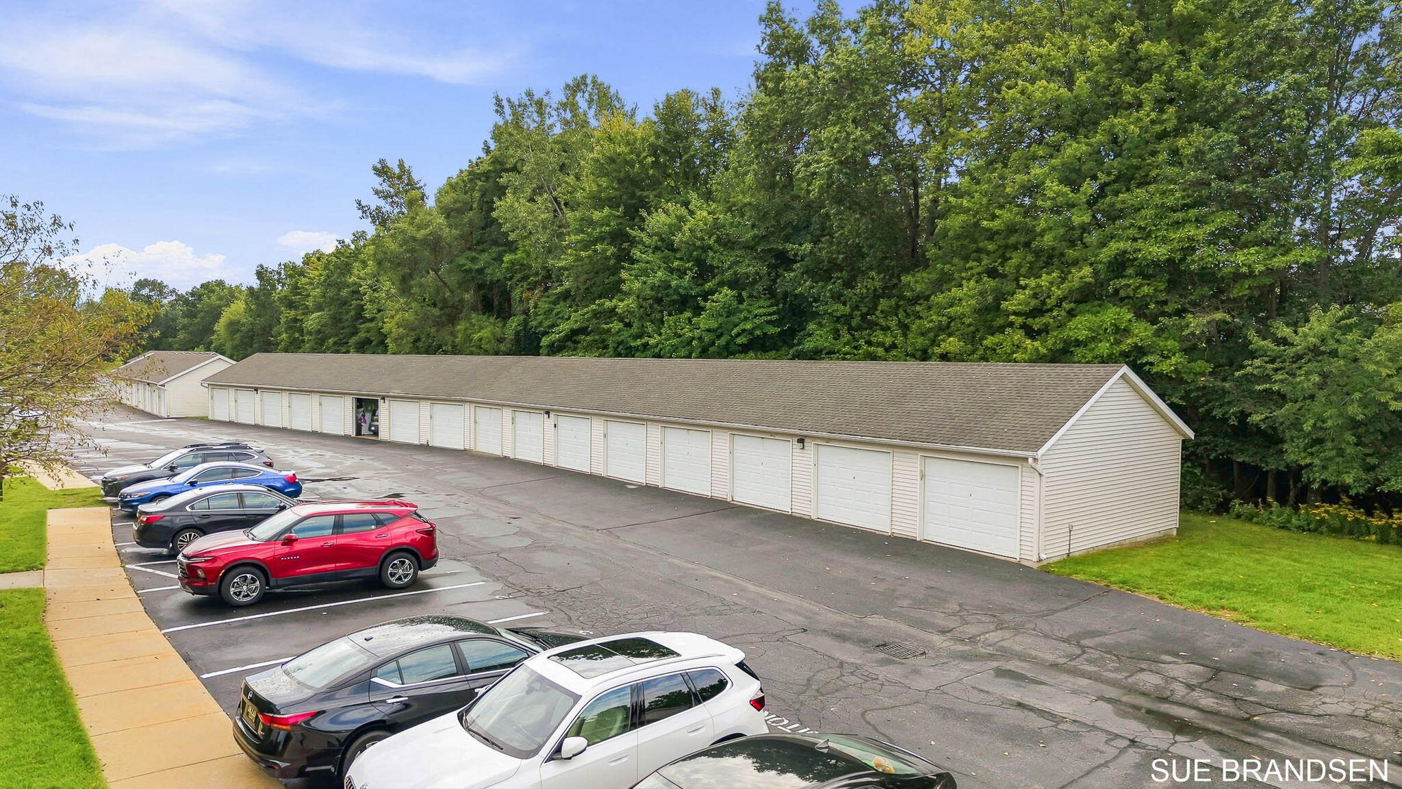 3122 W Crystal Waters Drive Holland MI 49424