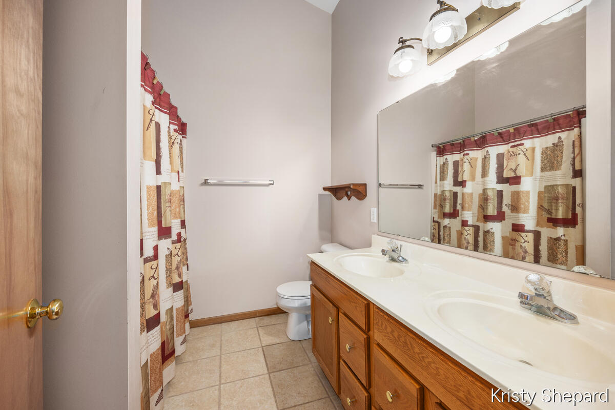 4504 Woodrose Court SE Grand Rapids MI 49508