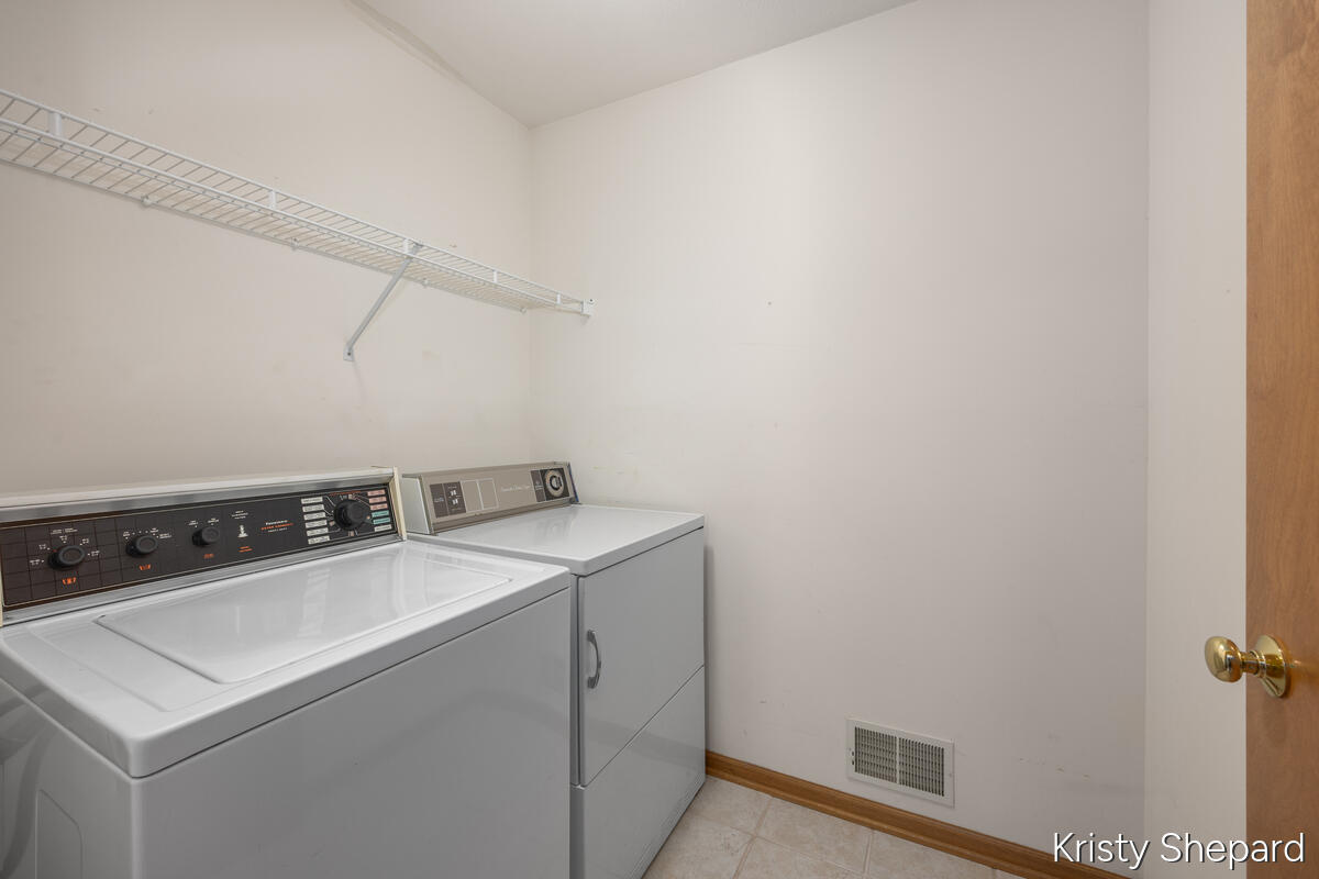 4504 Woodrose Court SE Grand Rapids MI 49508