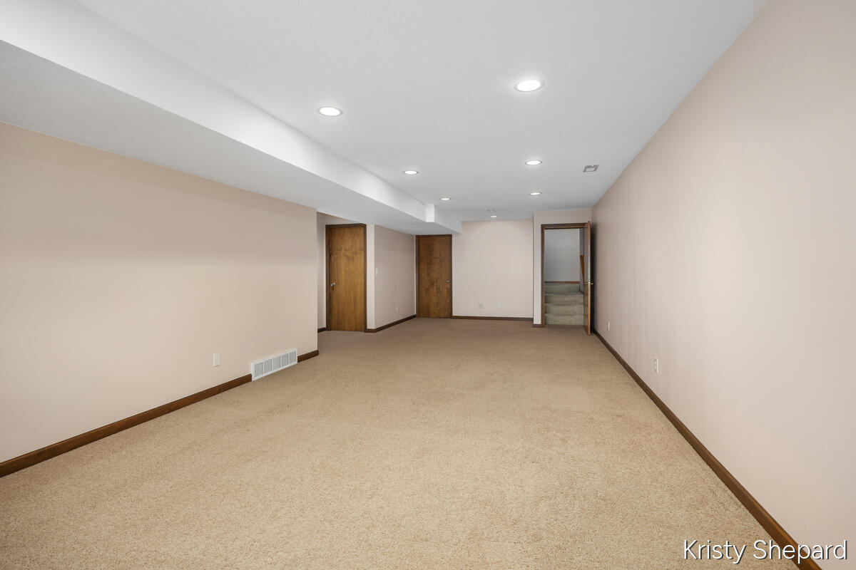 4504 Woodrose Court SE Grand Rapids MI 49508
