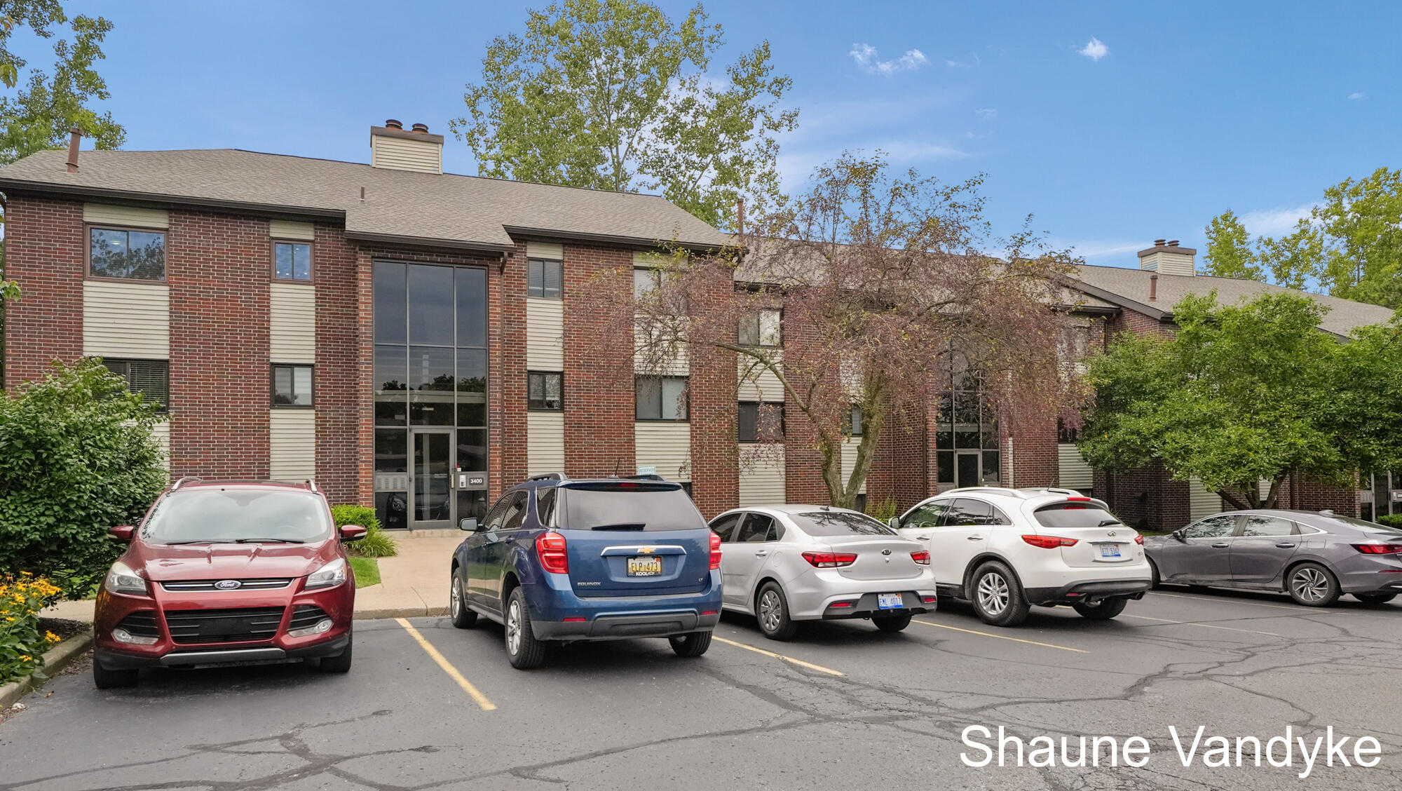 3400 Devonwood Hills NE Grand Rapids MI 49525