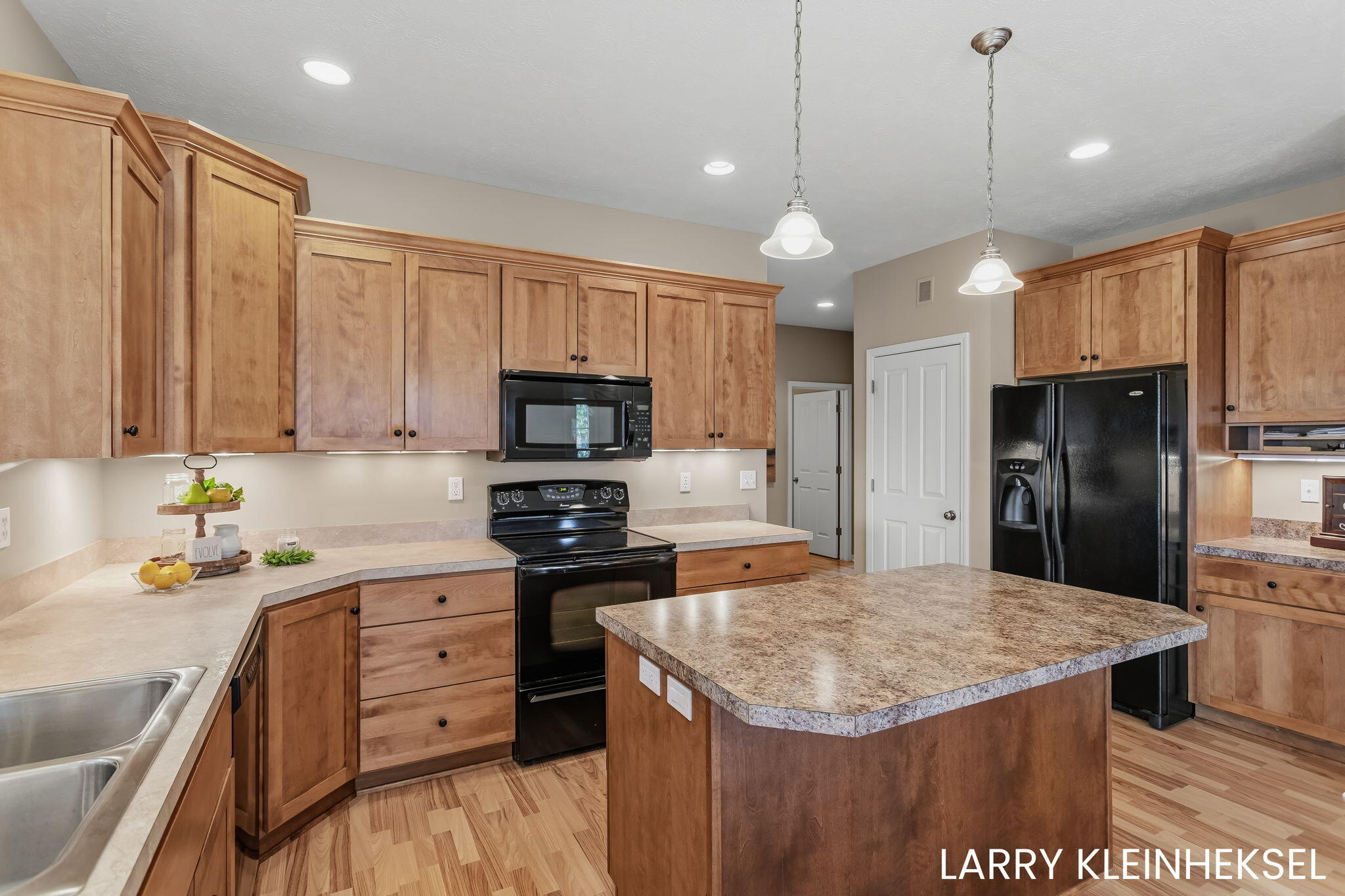 1320 St Andrews Drive Holland MI 49423