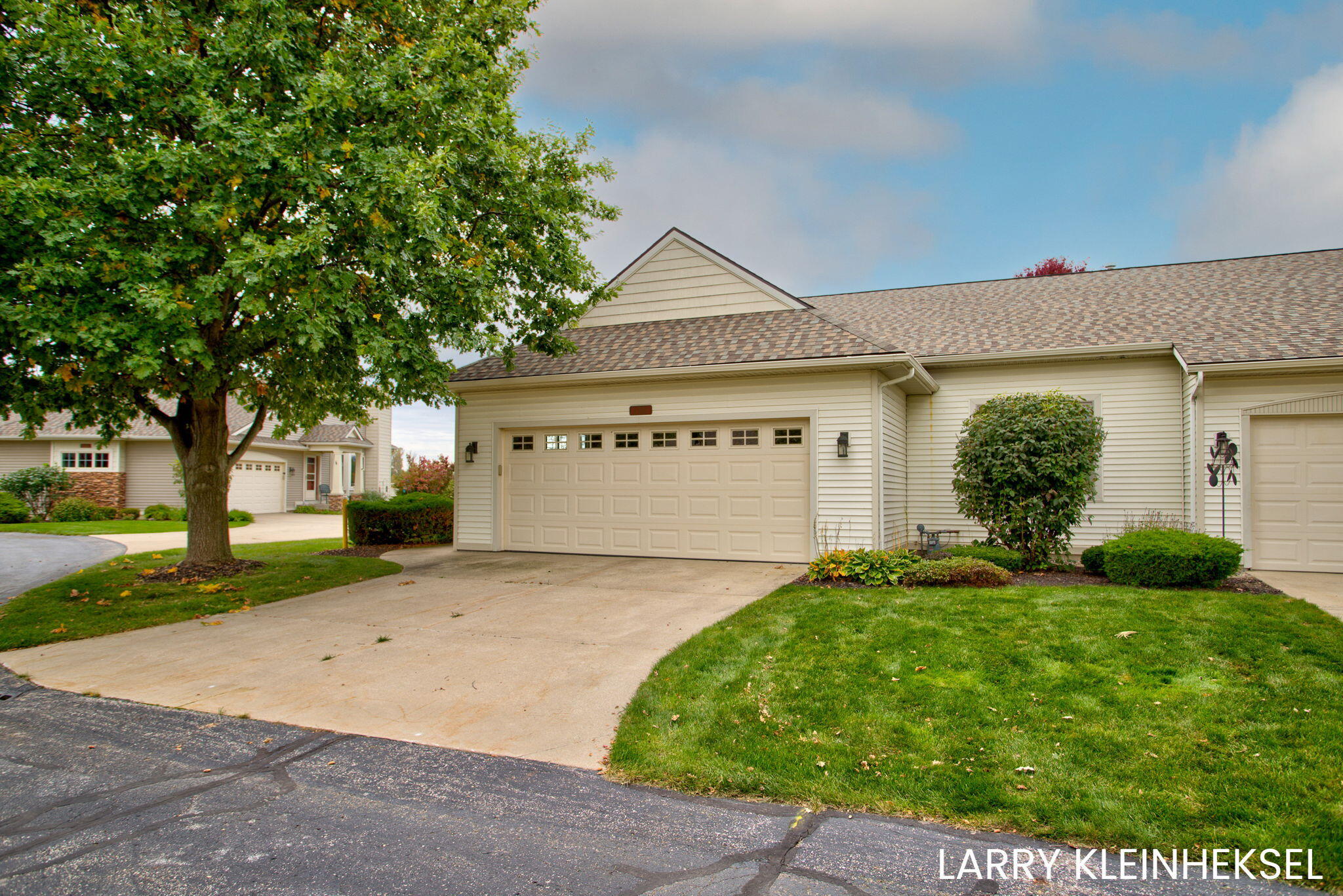1320 St Andrews Drive Holland MI 49423