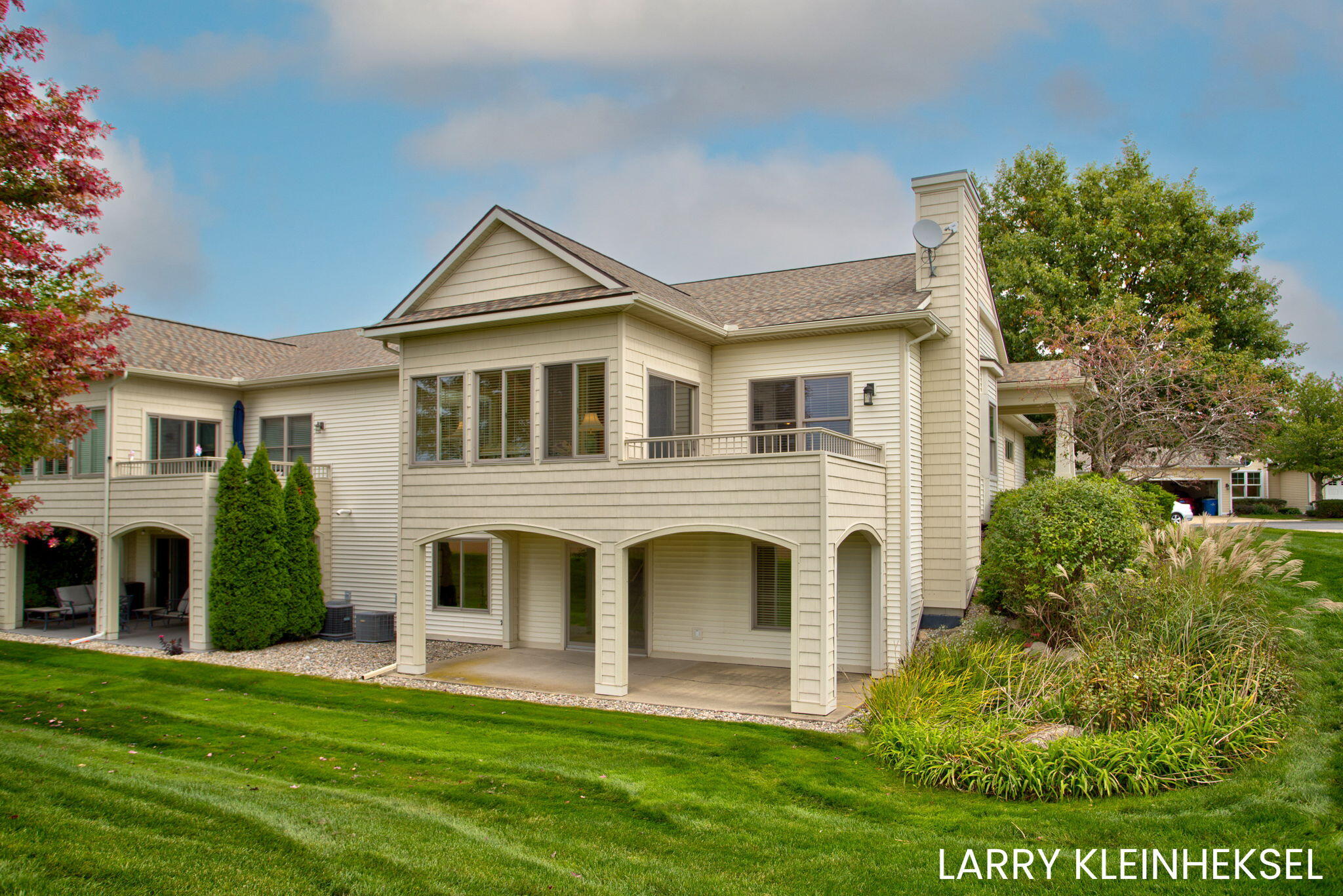 1320 St Andrews Drive Holland MI 49423